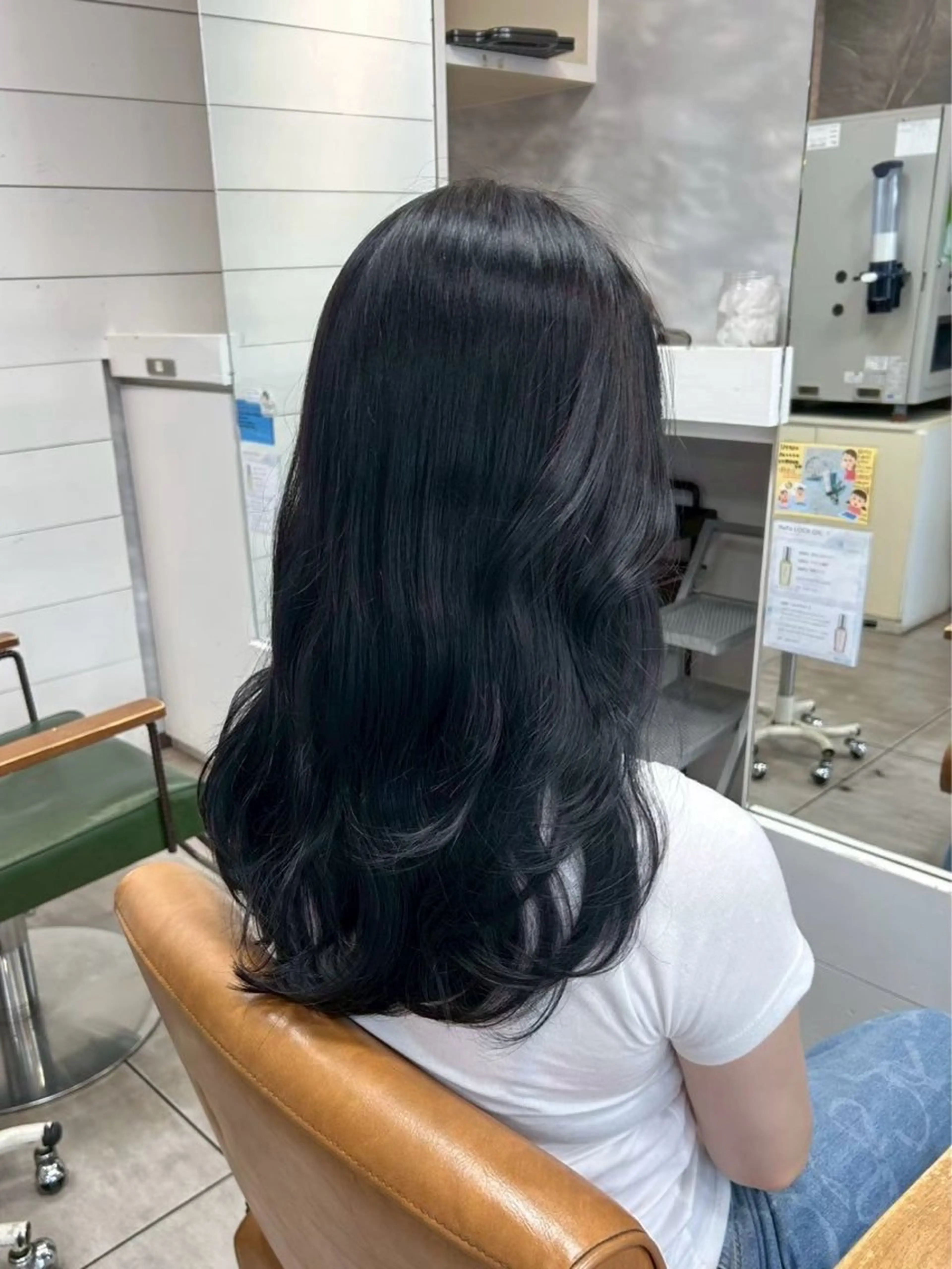 カラー 慶田 玲和のヘアスタイル