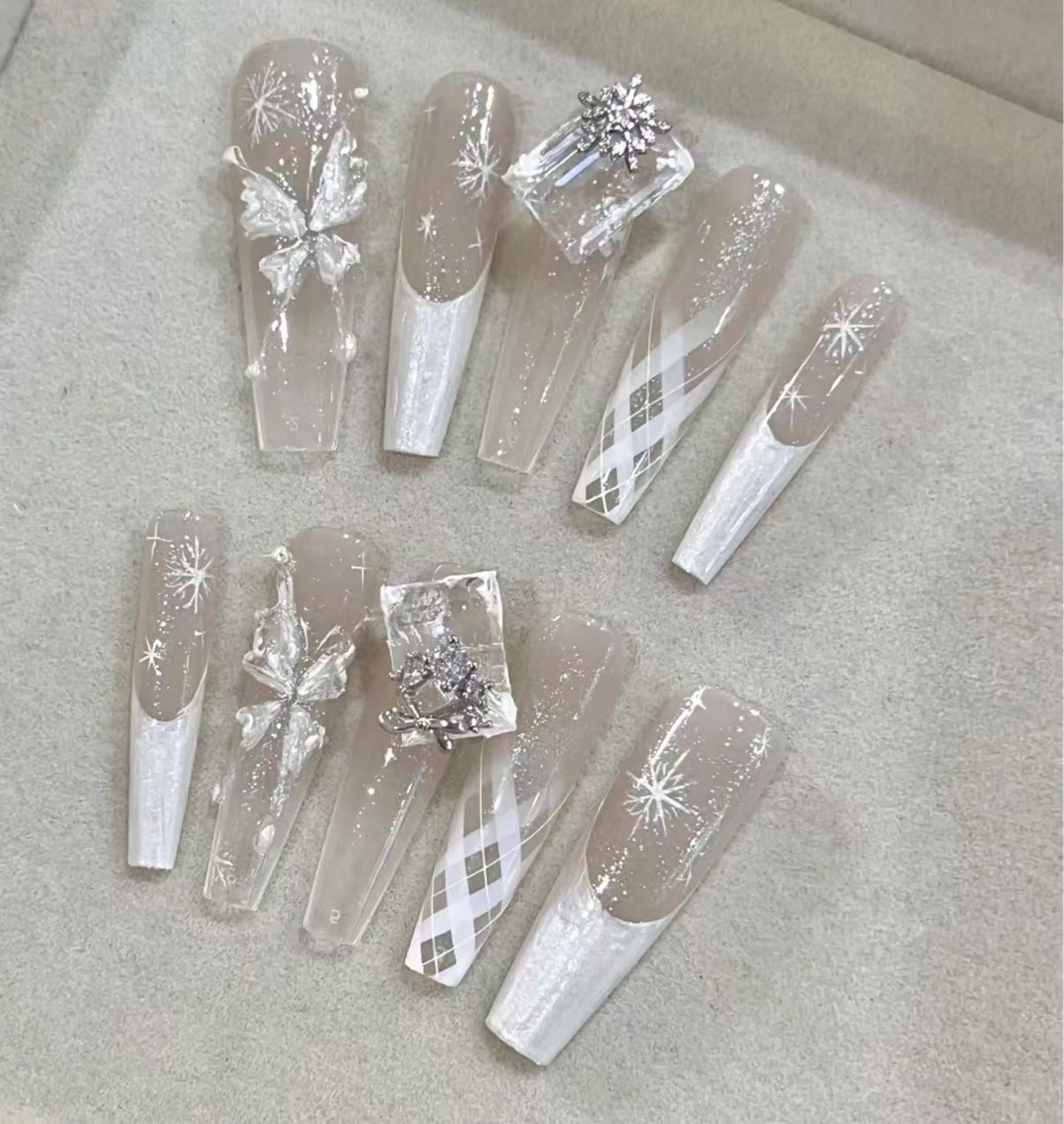 ネイル アートネイル フットネイル ジェルネイル ハート マグネットネイル My nail所属・babarla Nailのネイルデザイン