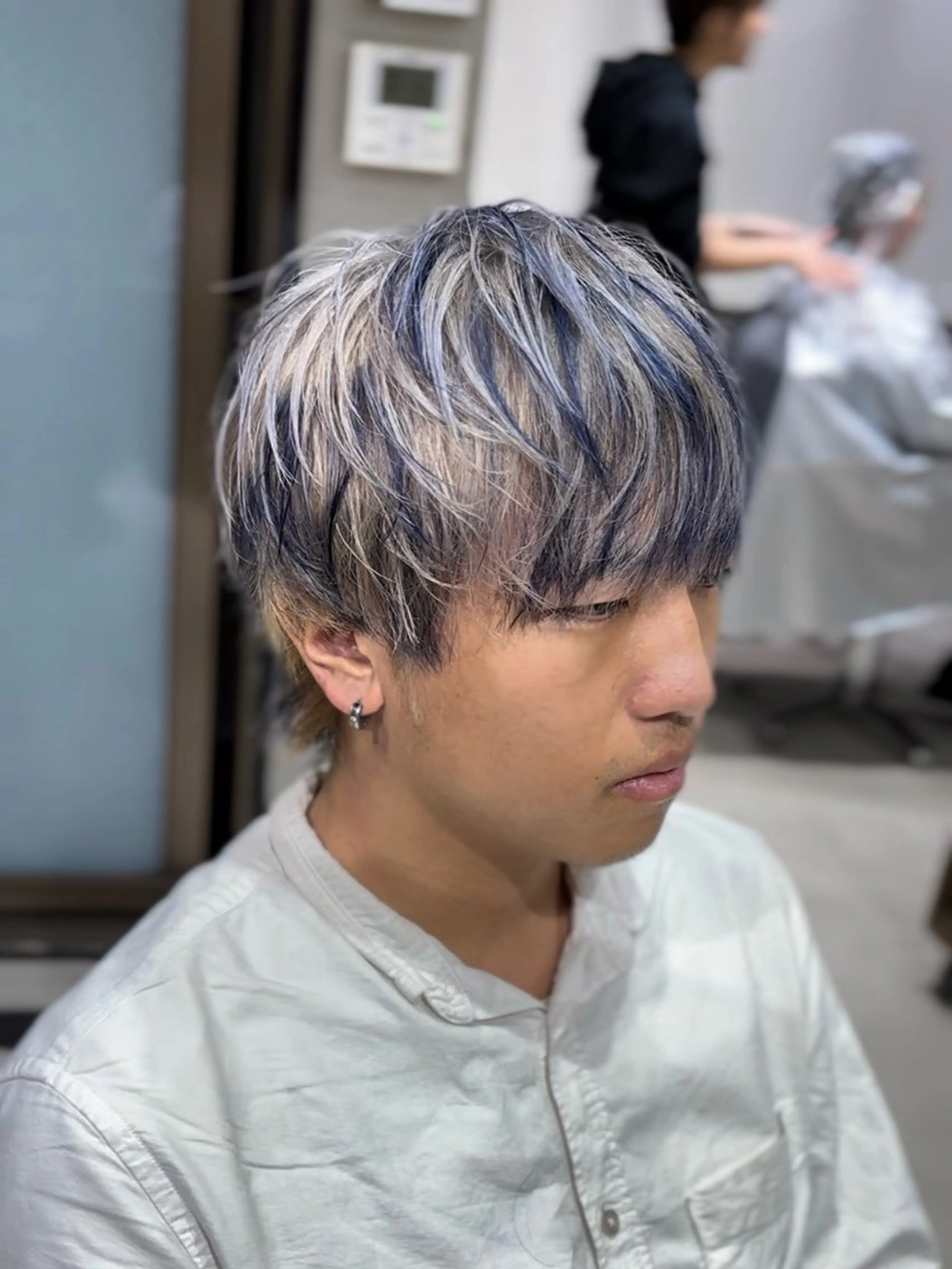 ミディアム ルーツカラー/ レイヤーカット/井川のヘアスタイル