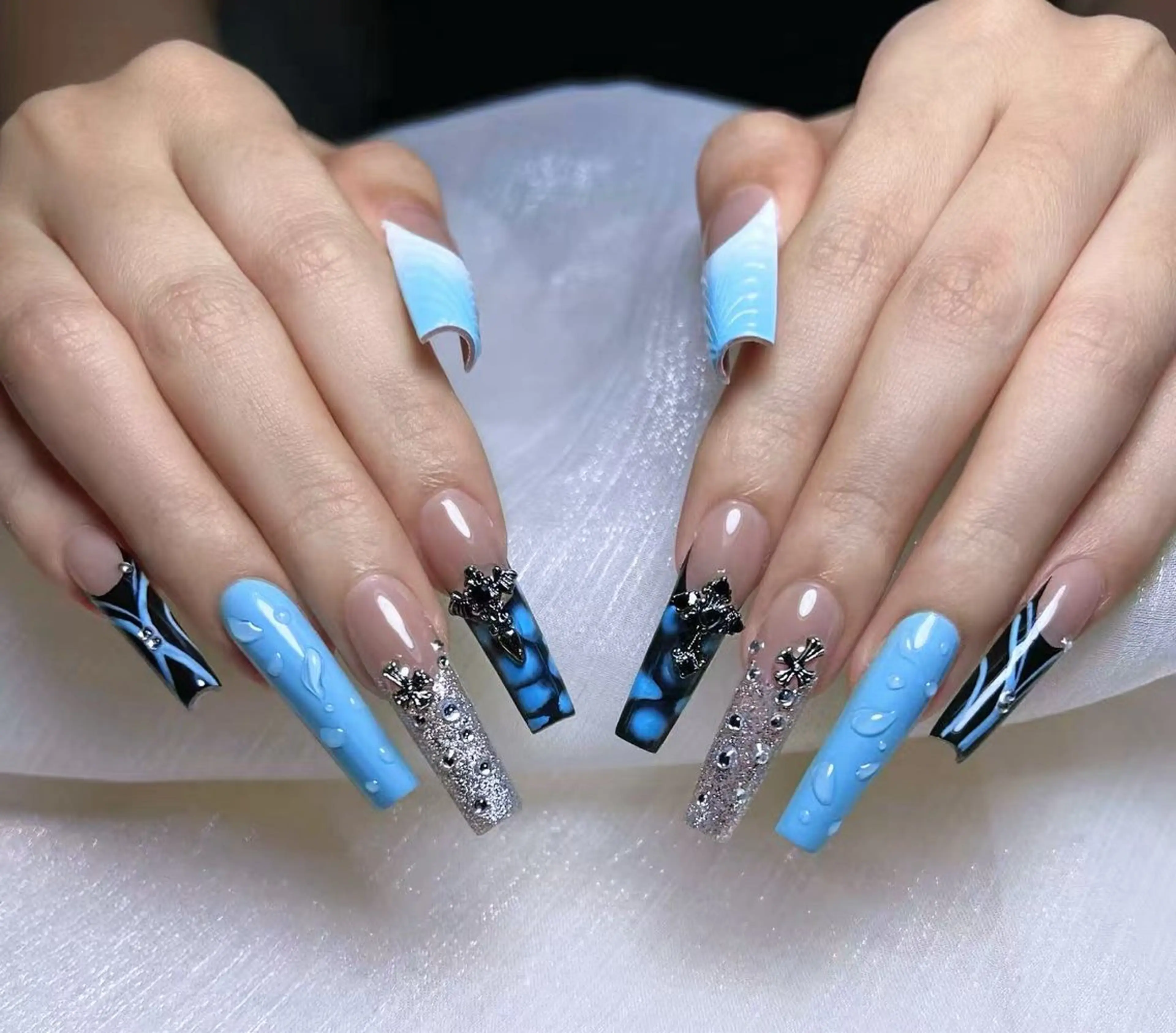 ネイル ハンドネイル MARHCHU NAILのネイルデザイン