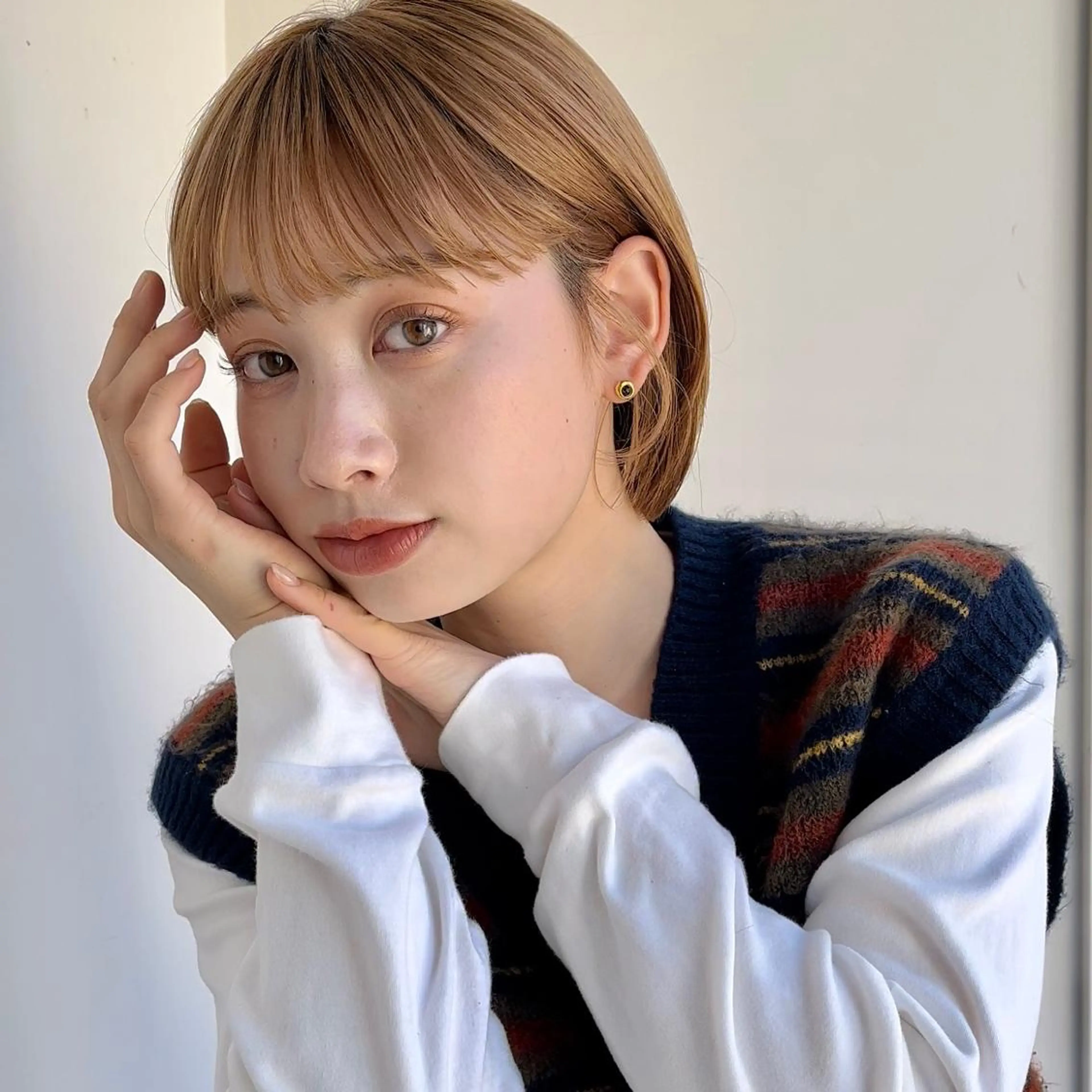 ショート ショートボブ 丸みショート ボブ ショートヘア あやめ【顔まわり/レ イヤー/柔らかカラ】のヘアスタイル