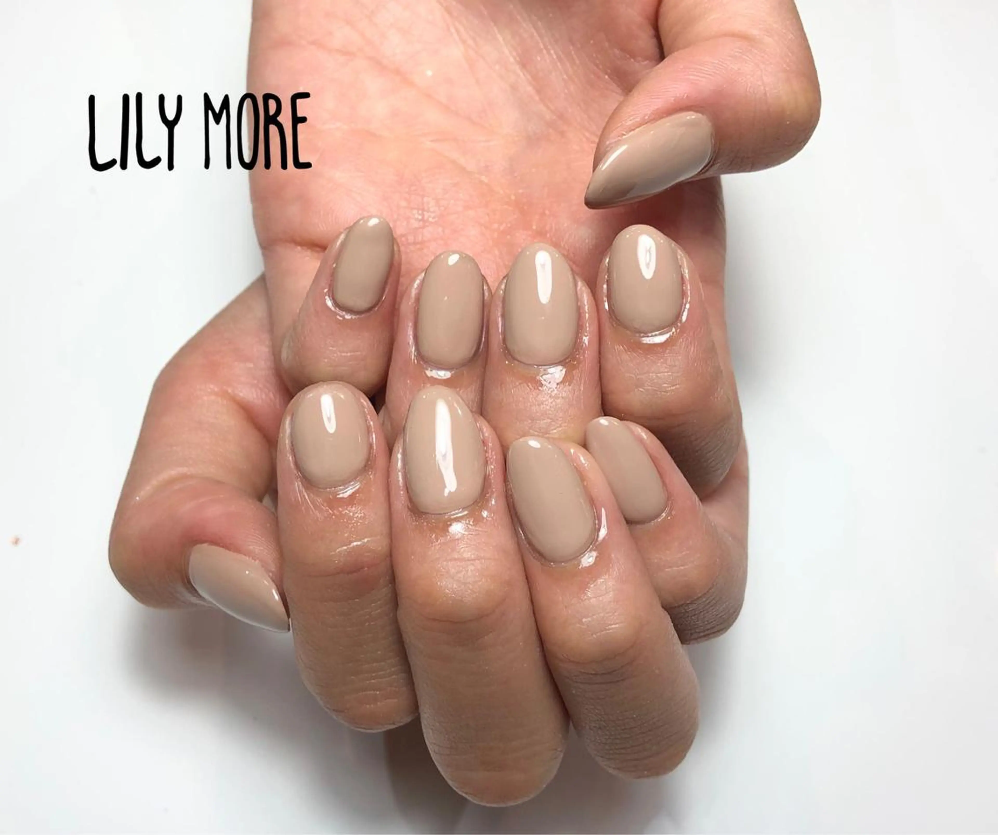 ネイル ワンカラーネイル Lily closetのネイルデザイン