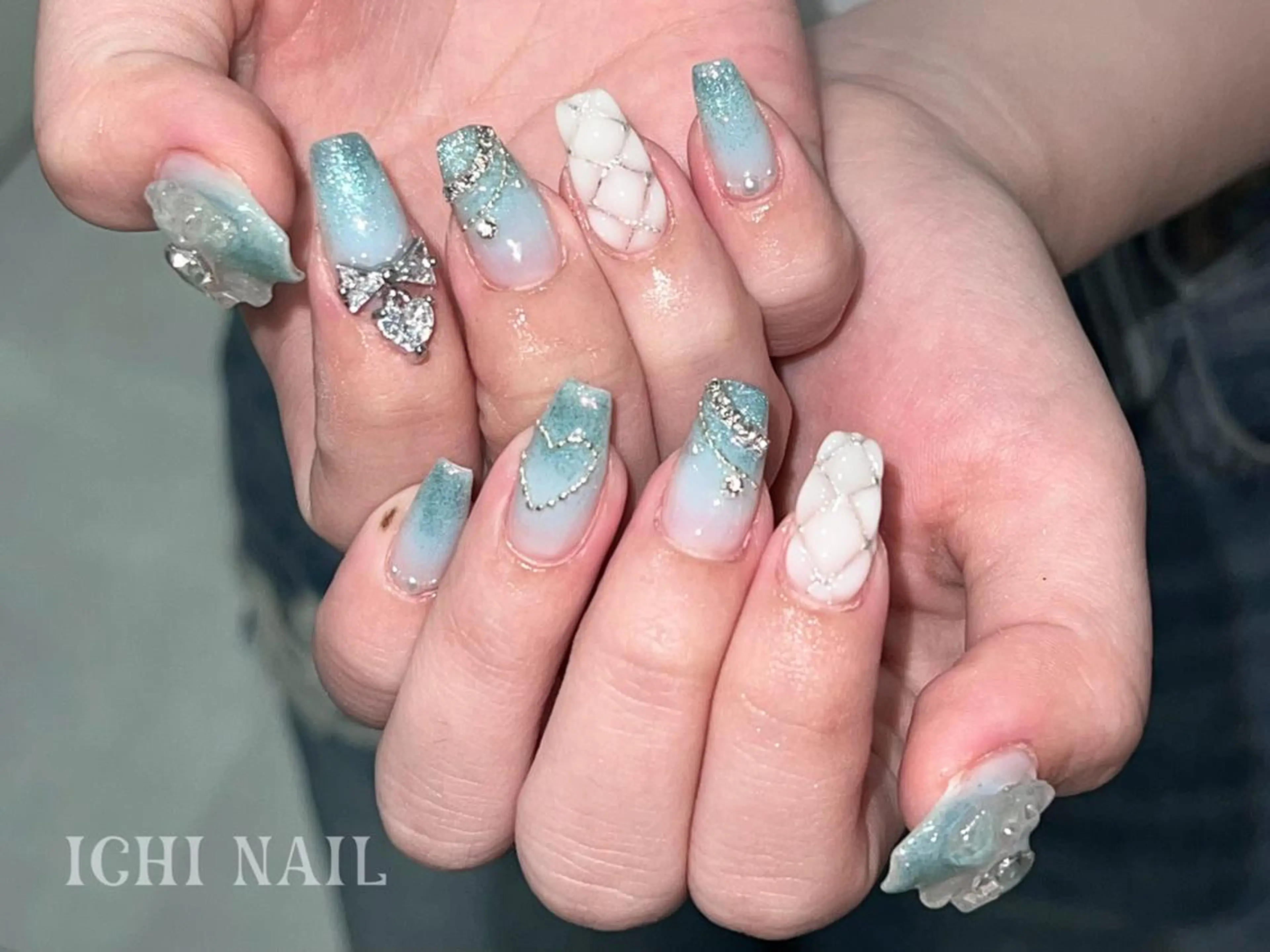 ネイル ハンドネイル 🧚🏻‍♀️ NOHA🎀のネイルデザイン