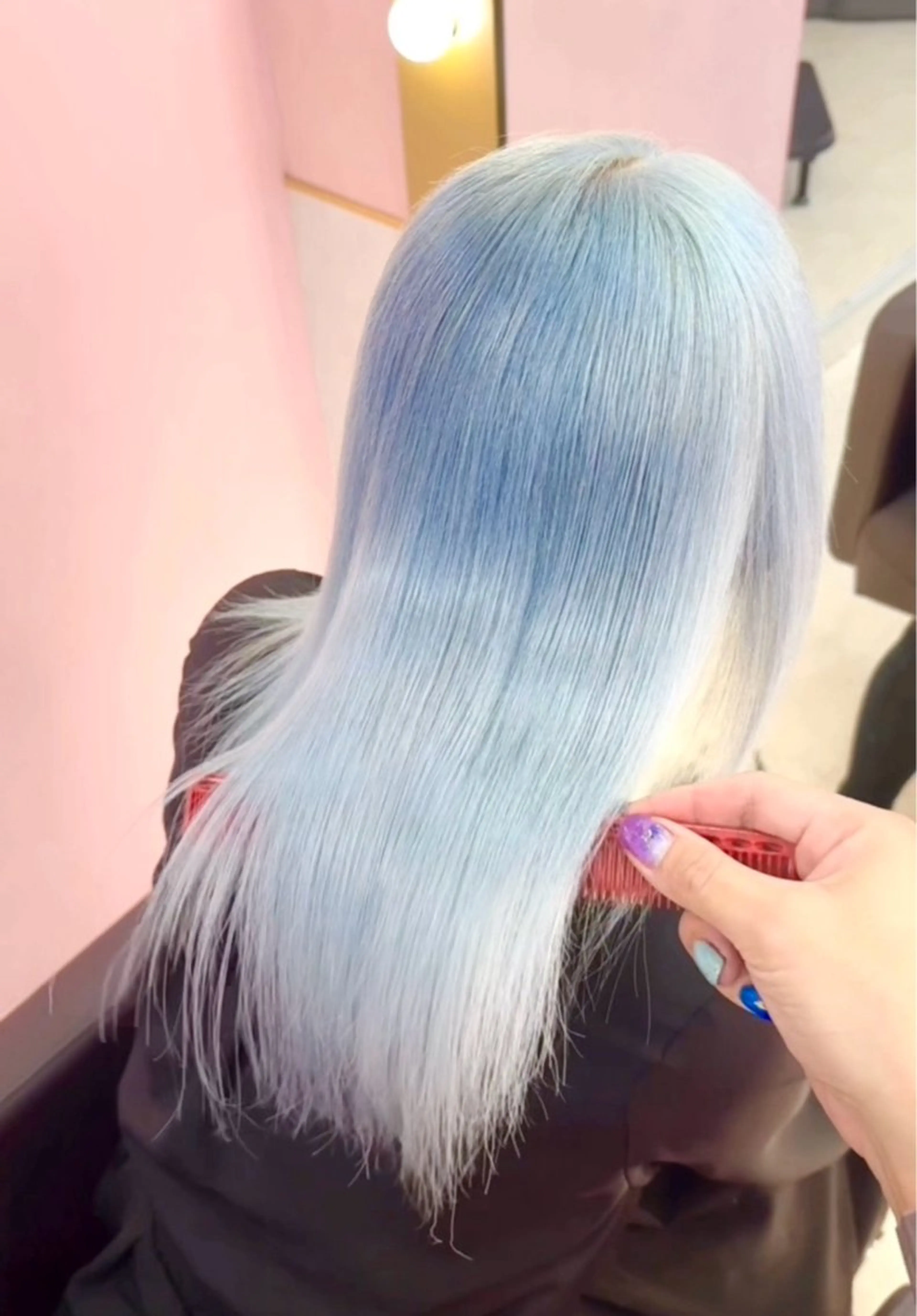 セミロング カラー ヘアカラー トリートメント 🌈ブリーチ特化🌈 MANATOのヘアスタイル