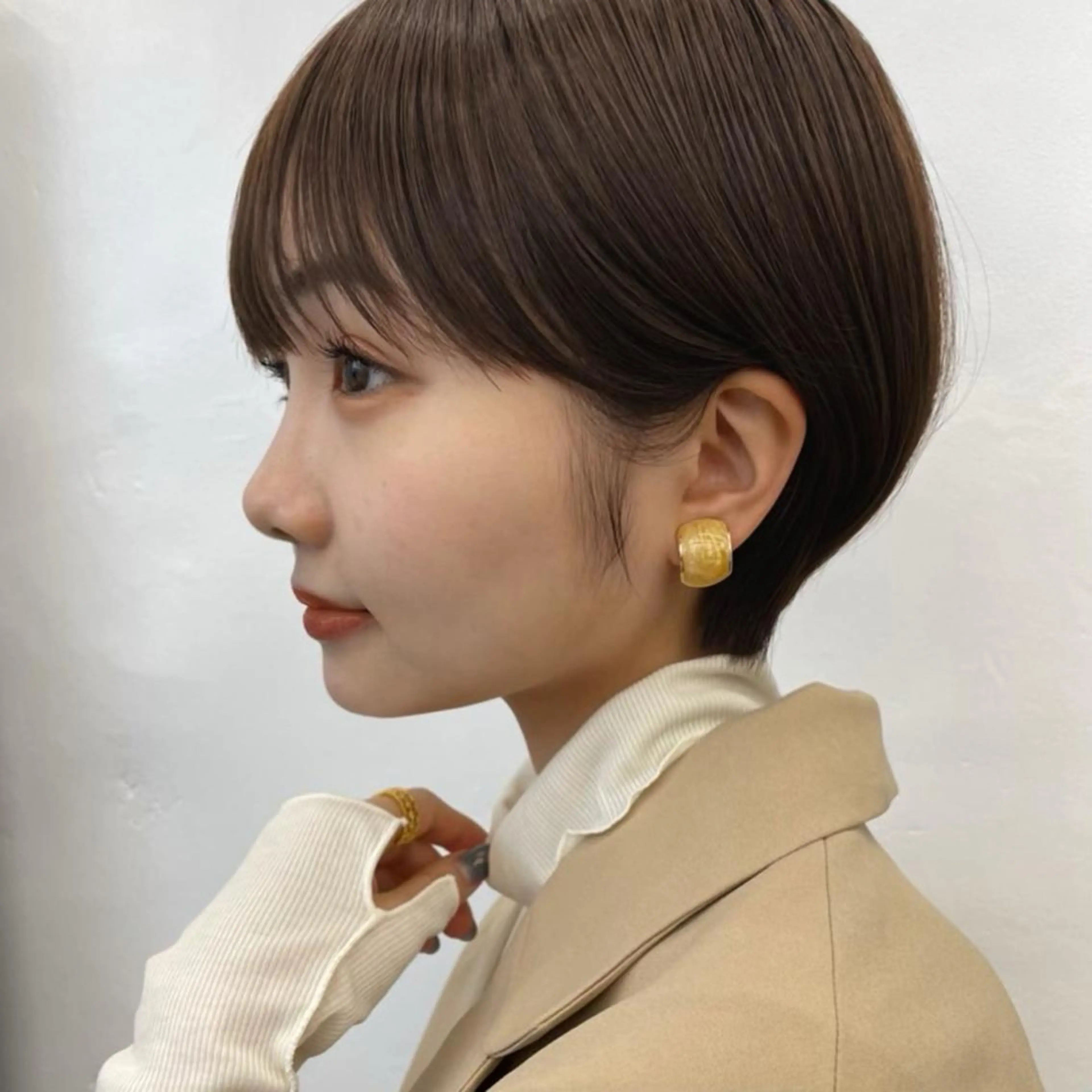 ショート カラー ブラウンカラー ココアブラウン ショートヘア 似合わせショート/透 明感カラー/西田祐賀のヘアスタイル