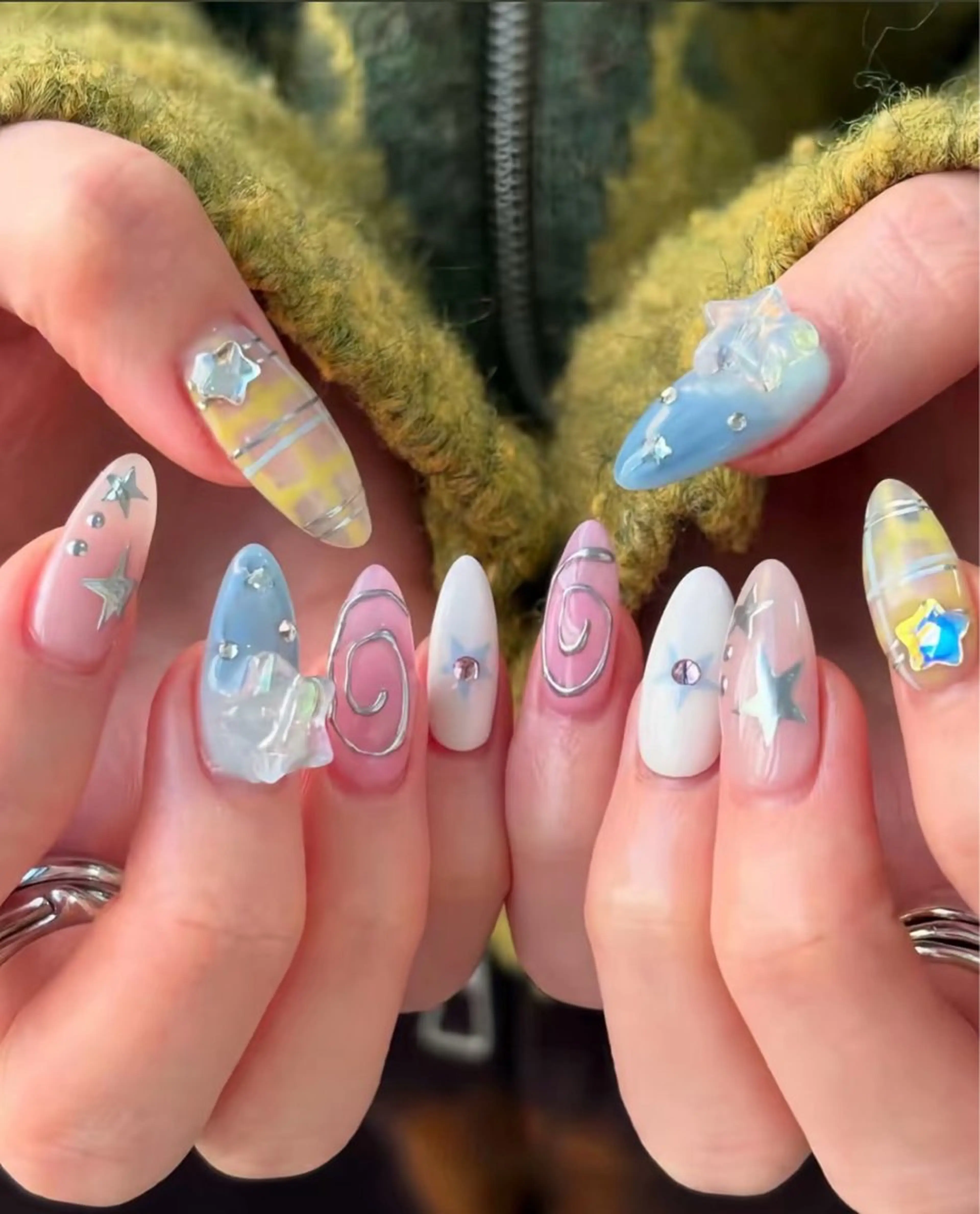 ネイル Crystal Nail所属・Crystal Nailのネイルデザイン