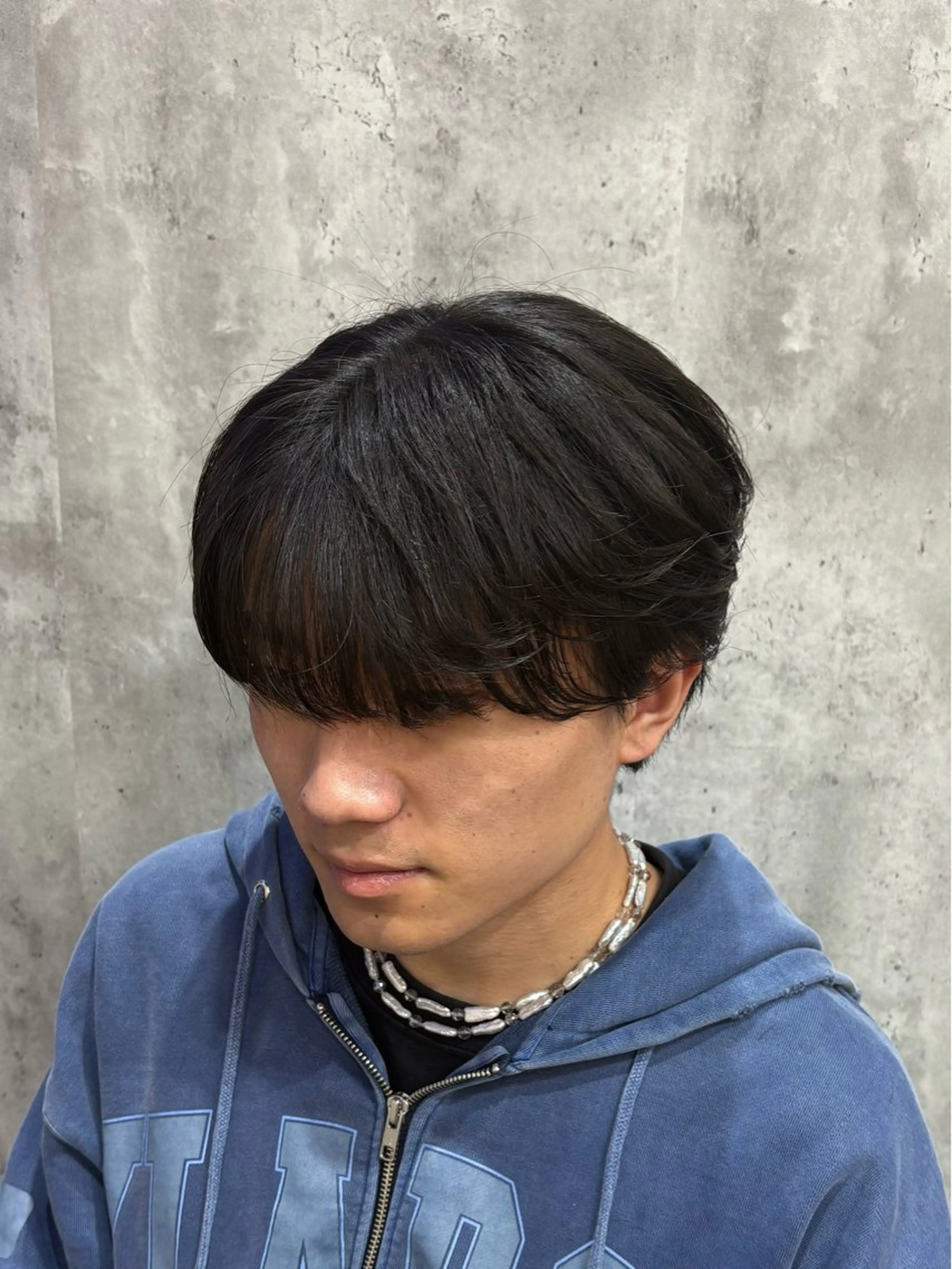 ショート パーマ メンズ フェザーパーマ マッシュ メンズパーマ シースルーマッシュ ニュアンスパーマ カット パーマ カルマ・ニュアンス パーマ　須田龍世のヘアスタイル