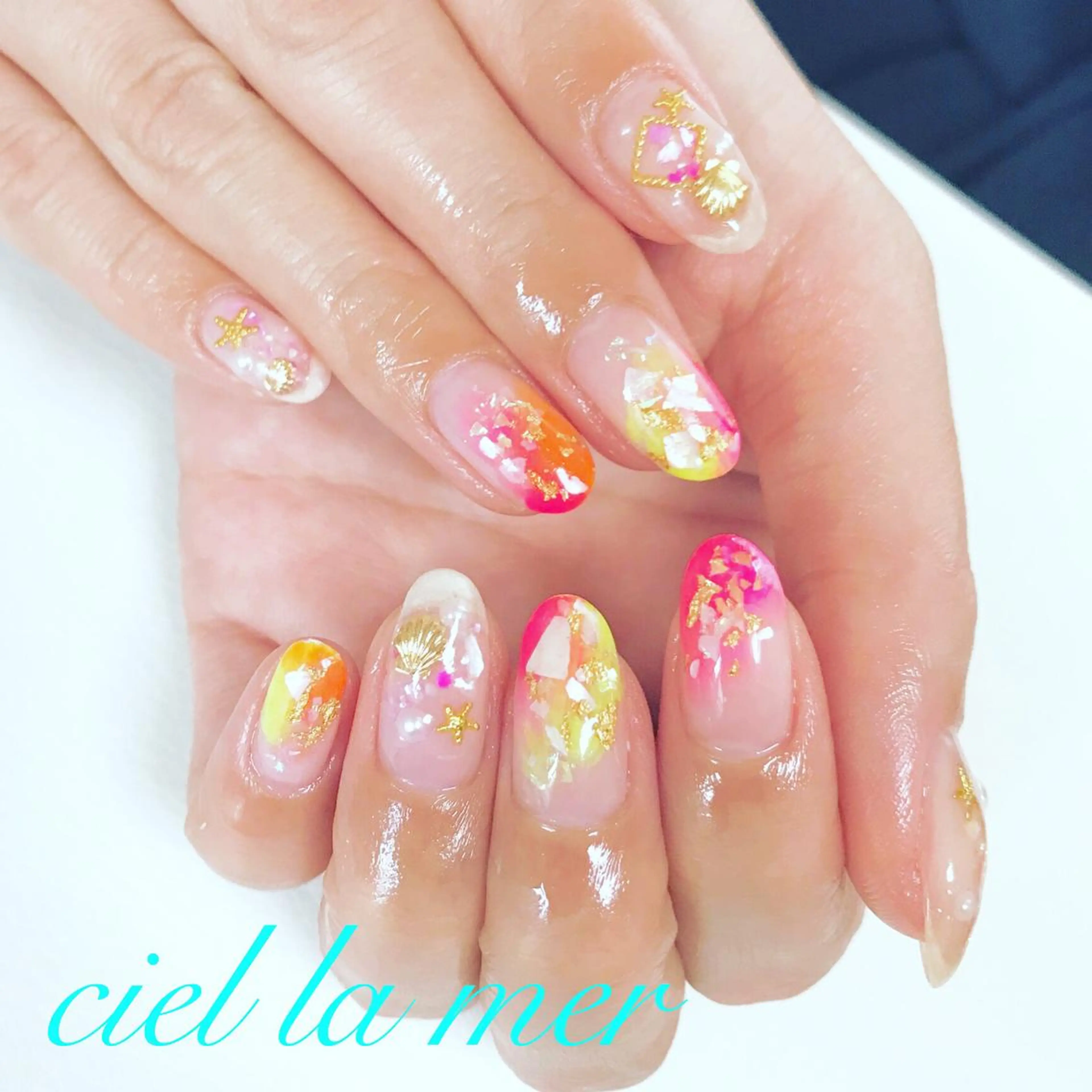 ネイル ハンドネイル フットネイル ciel la merのネイルデザイン