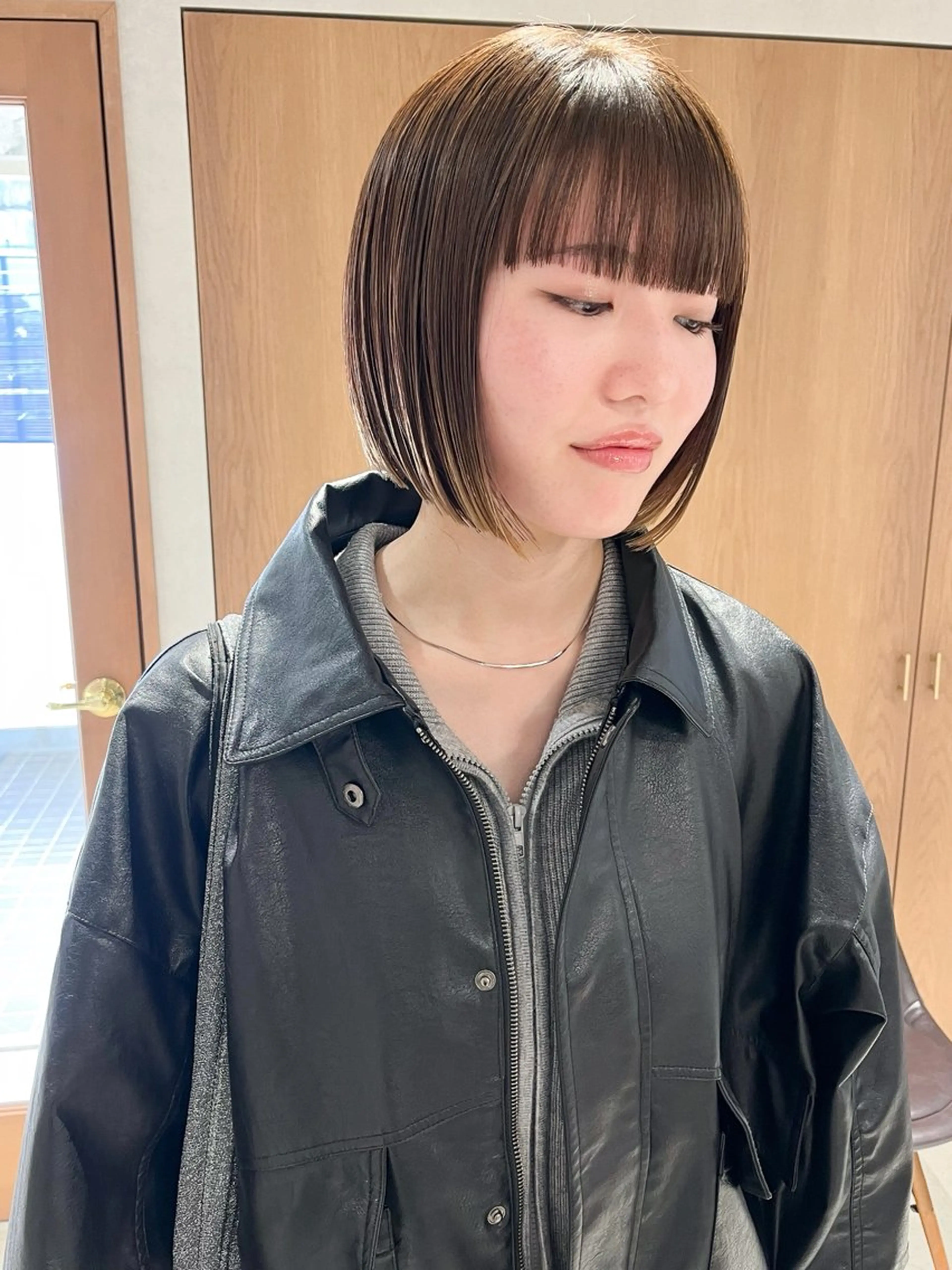 ショート カラー カット ヘアカラー トリートメント 似合わせぷつっとボブ 縮毛矯正 久保田彩菜のヘアスタイル