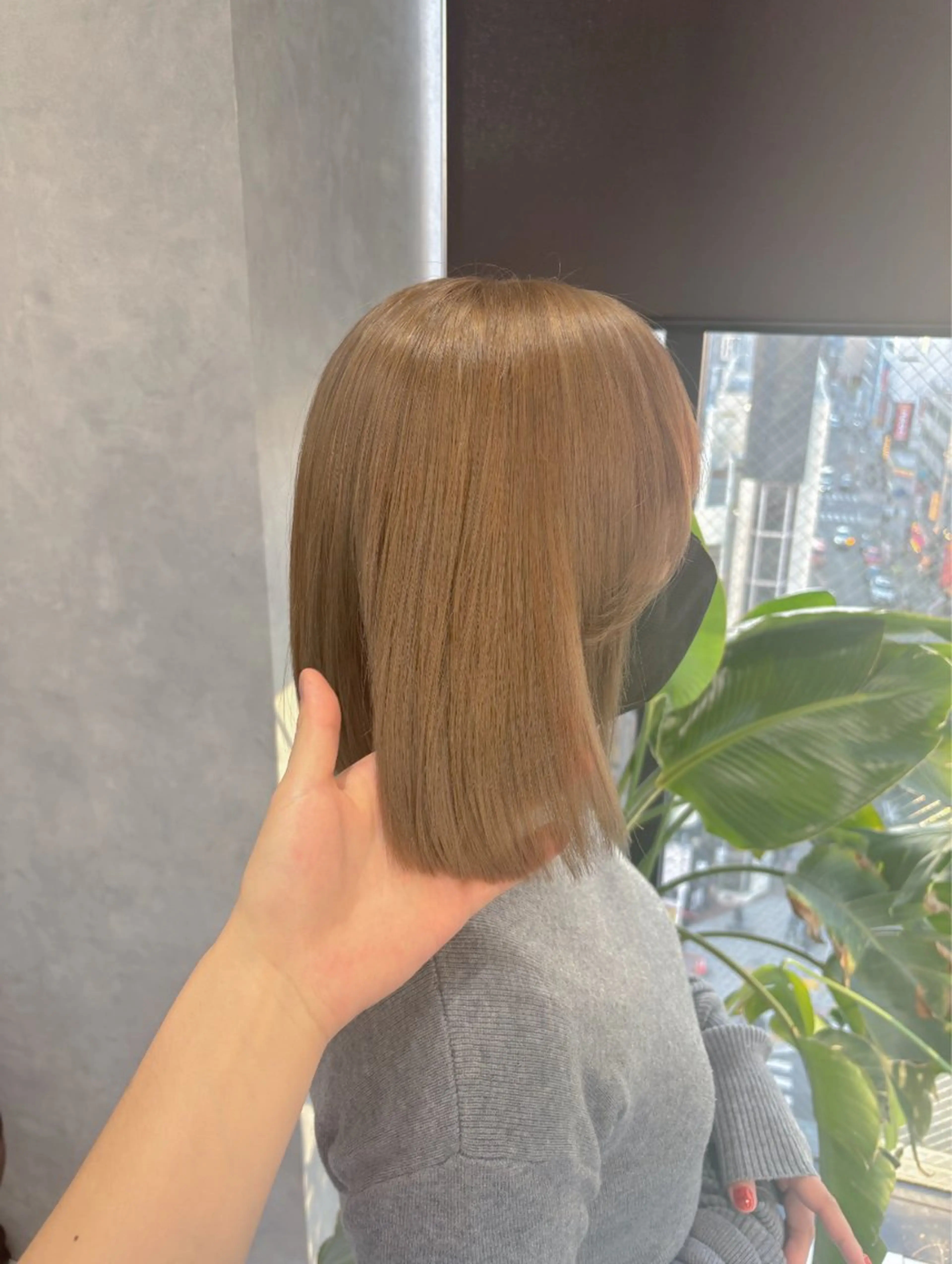 ミディアム カット ヘアカラー 山田 瑛司のヘアスタイル