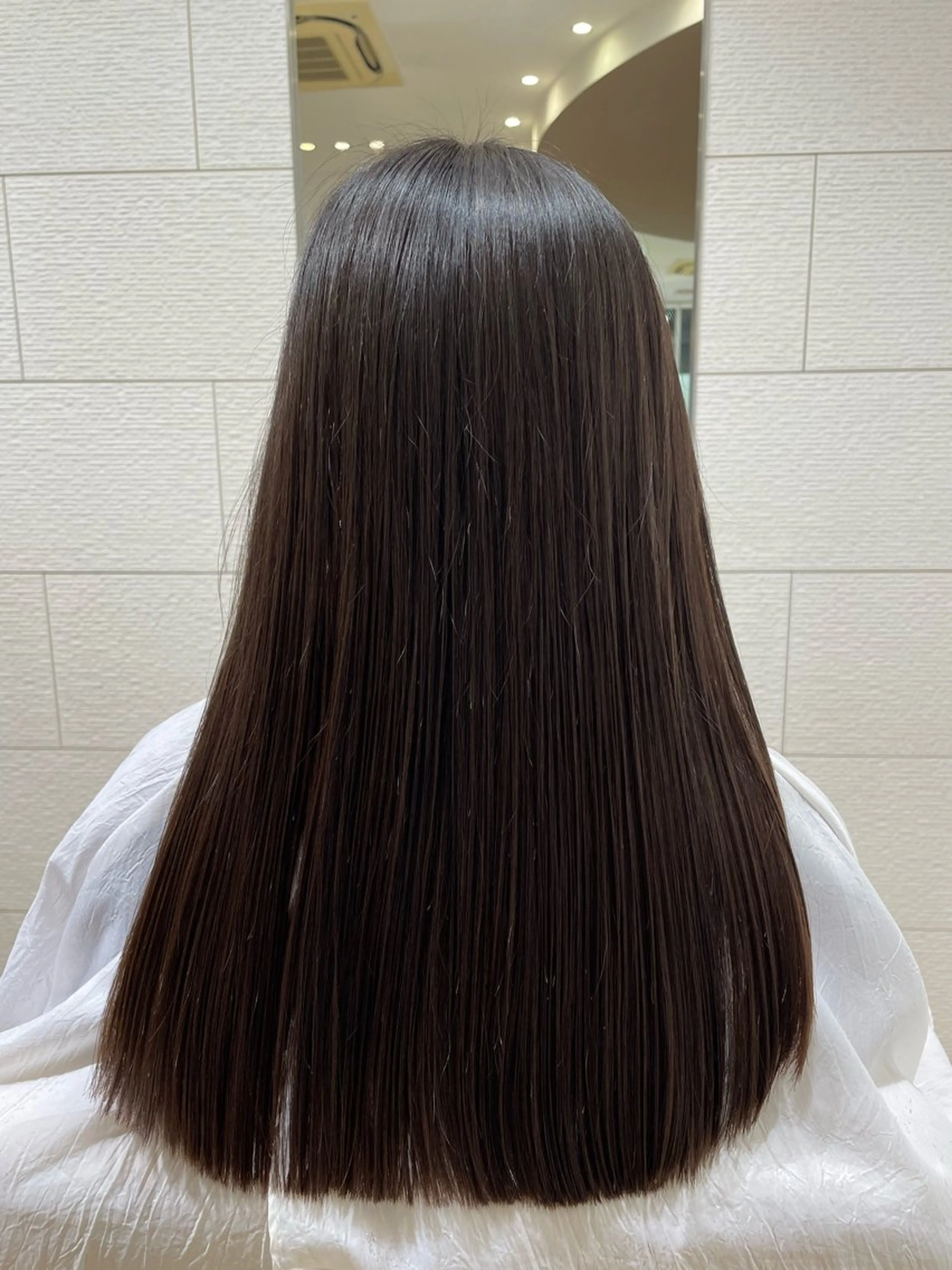 ロング カット ガレリアエレガンテ緑 杉浦のヘアスタイル