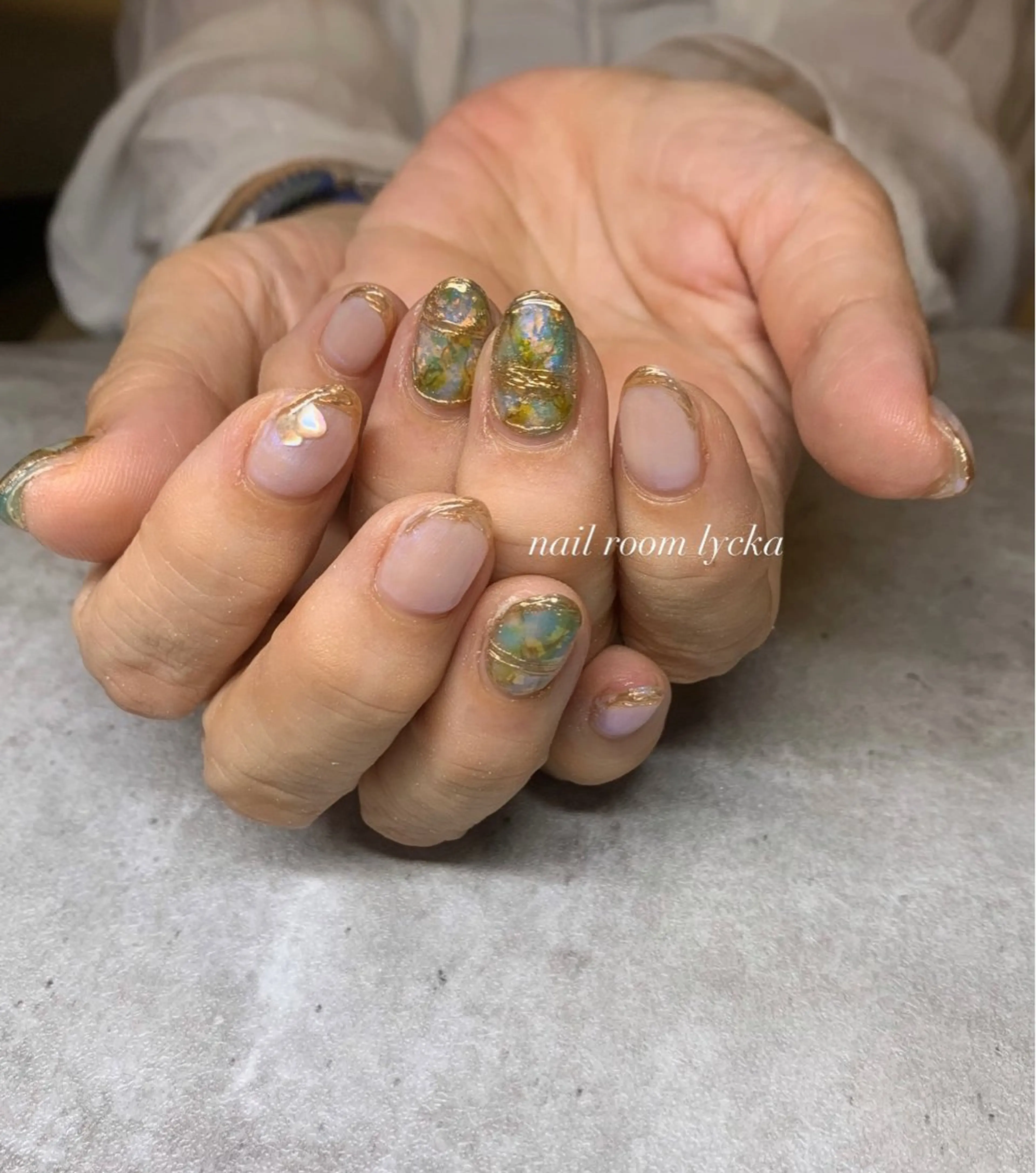 ネイル ﾈｲﾙﾙｰﾑﾘｯｶ 𝐦𝐚𝐲𝐮のネイルデザイン