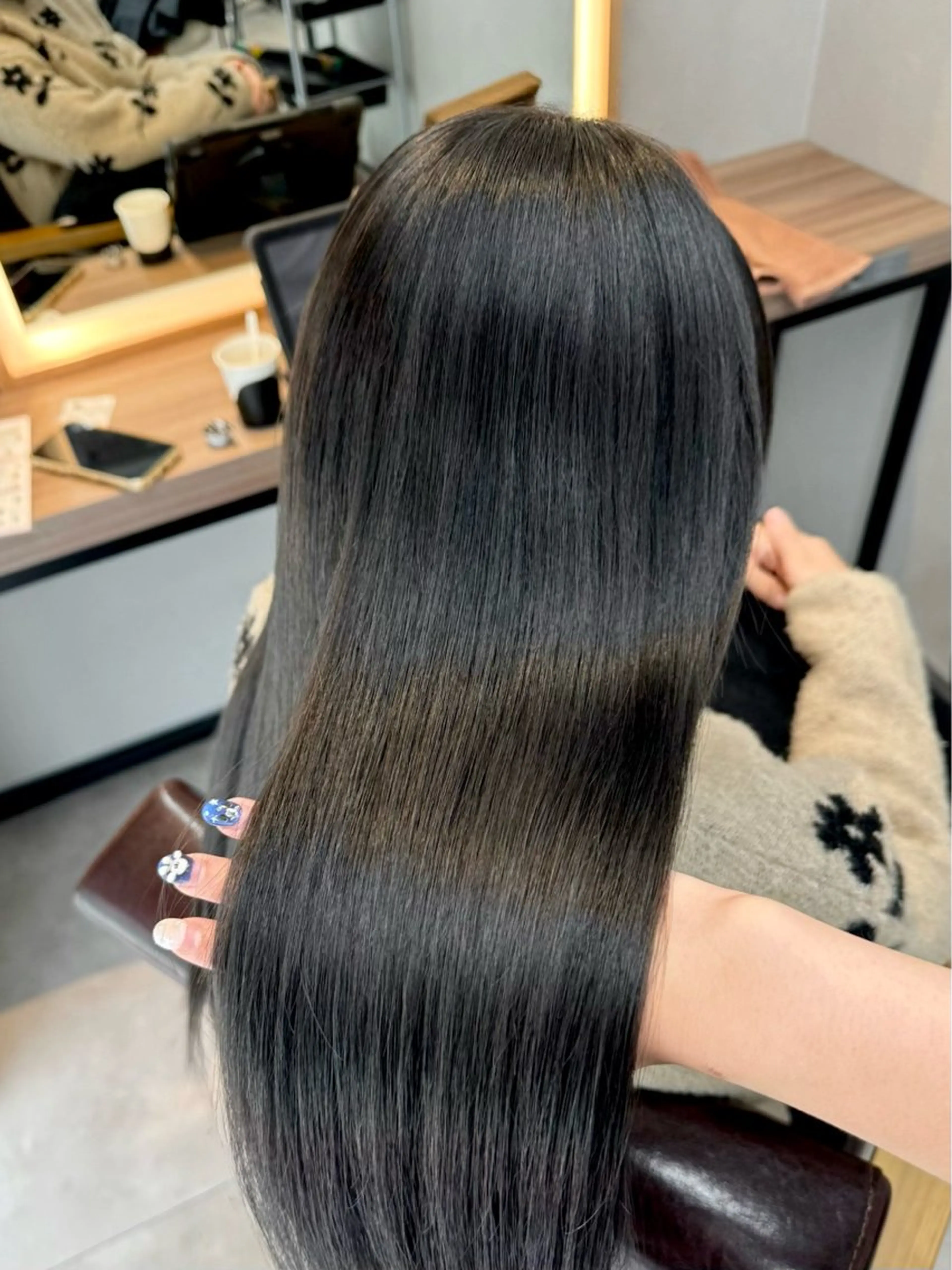 セミロング カラー ブラウンカラー チョコレートブラウン 透明感カラー 髪質改善 ヘアカラー 艶髪カラー/レイヤー 🐣kokoro🌸のヘアスタイル