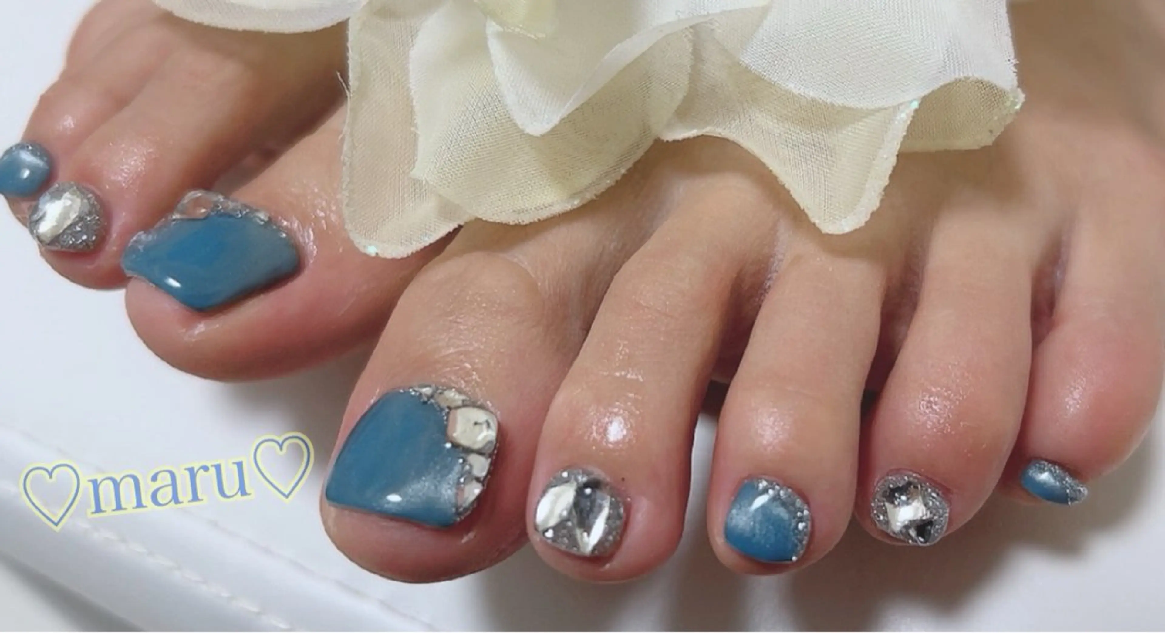 ネイル ハンドネイル フットネイル まるみ ♡のネイルデザイン