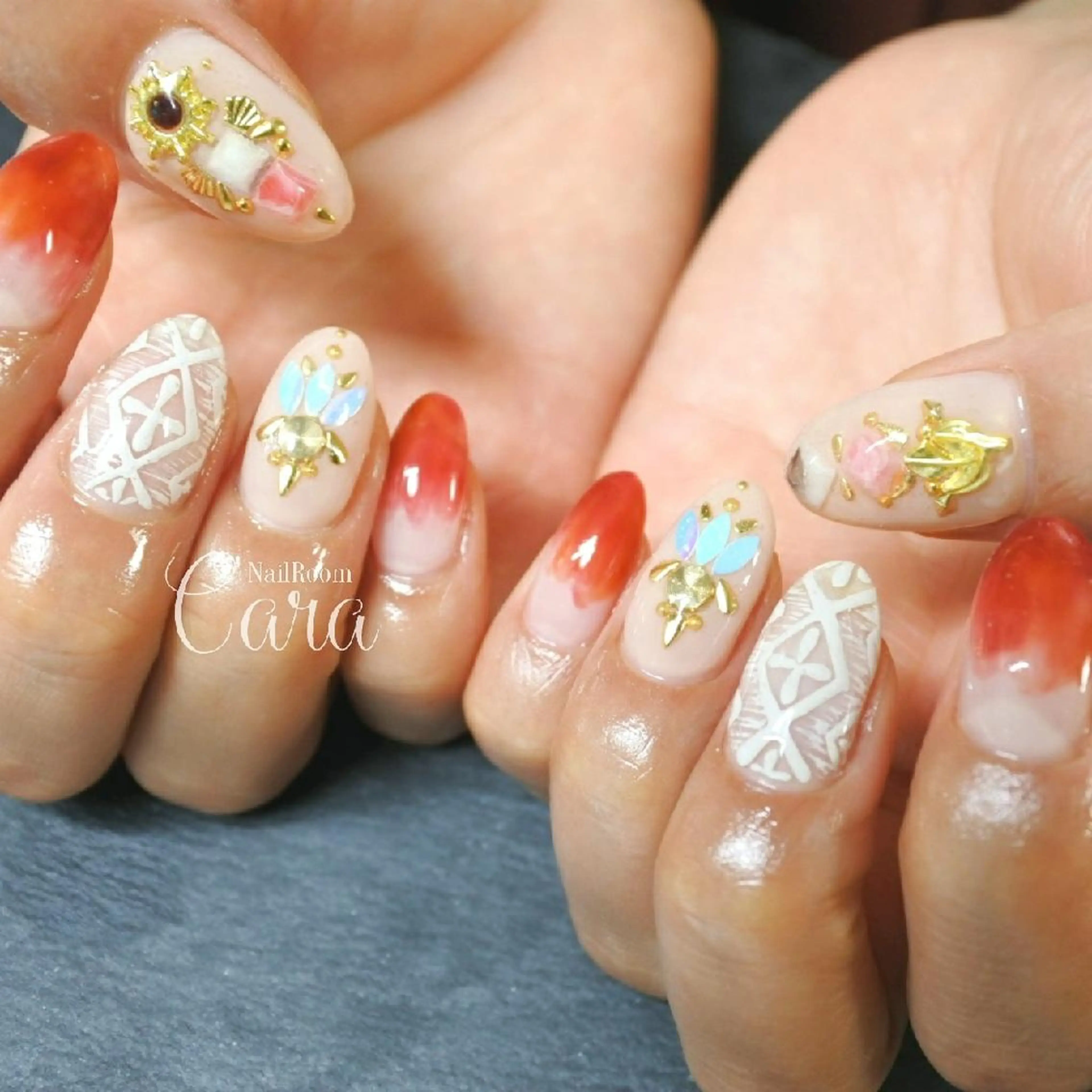 ネイル ハンドネイル instinkt_ Mio Mizunoのネイルデザイン