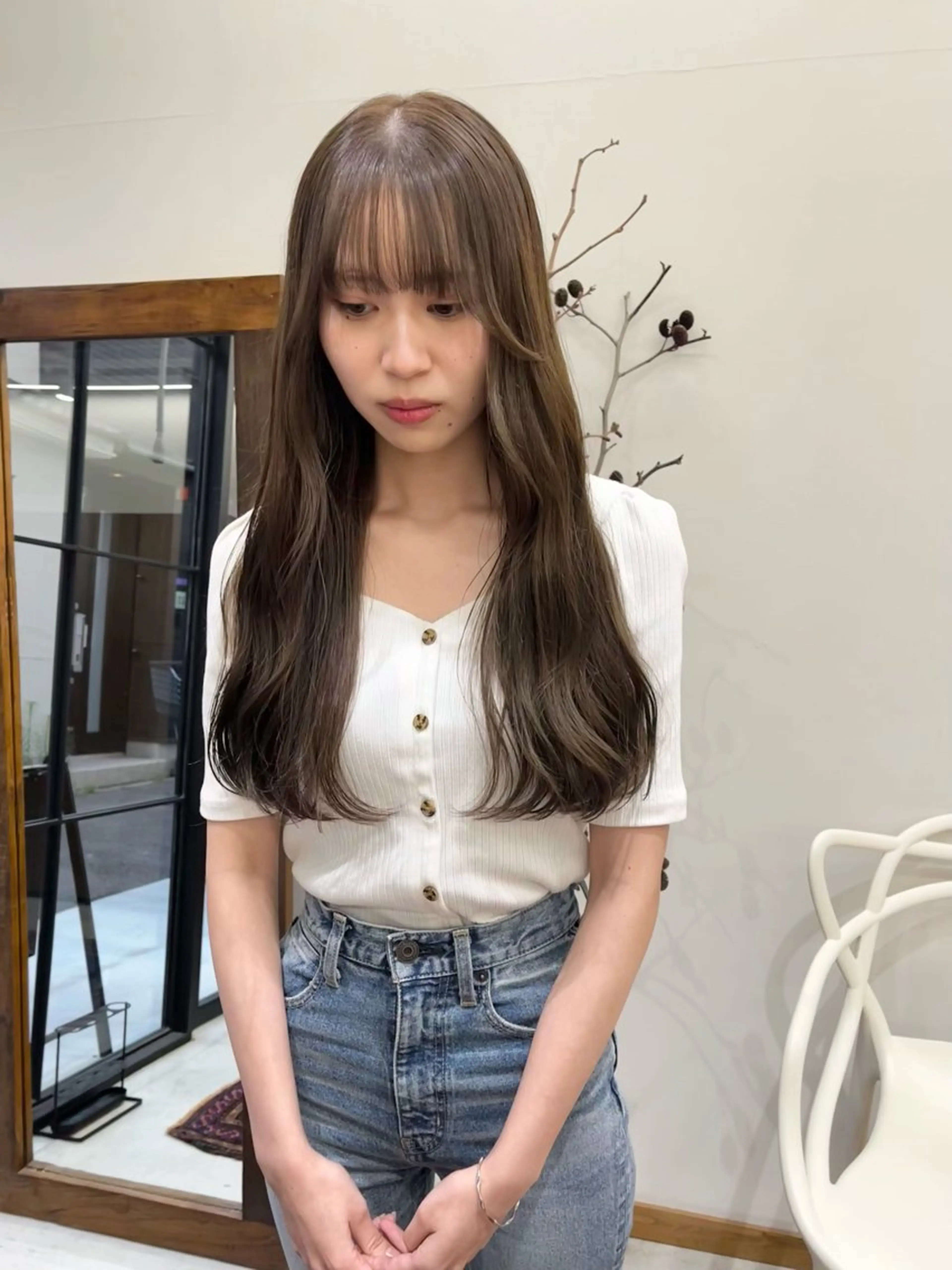 ロング カラー ヘアアレンジ ベージュカラー ブリーチ ダブルカラー ブリーチなしカラー オリーブベージュ カット ヘアカラー トリートメント ena/ブリーチなし 暖色・ベージュ🎀のヘアスタイル