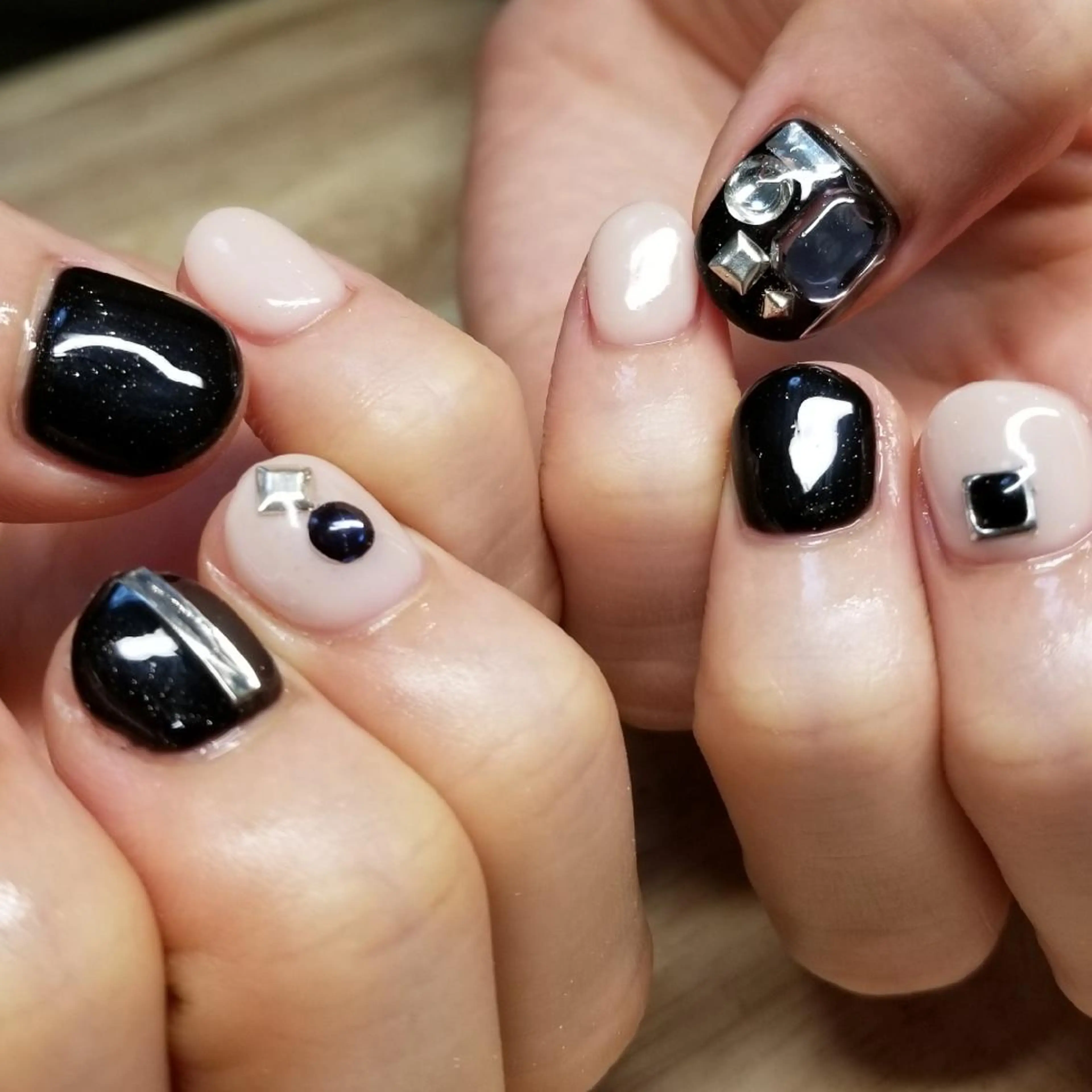 ネイル L'instant  Nail Artzのネイルデザイン