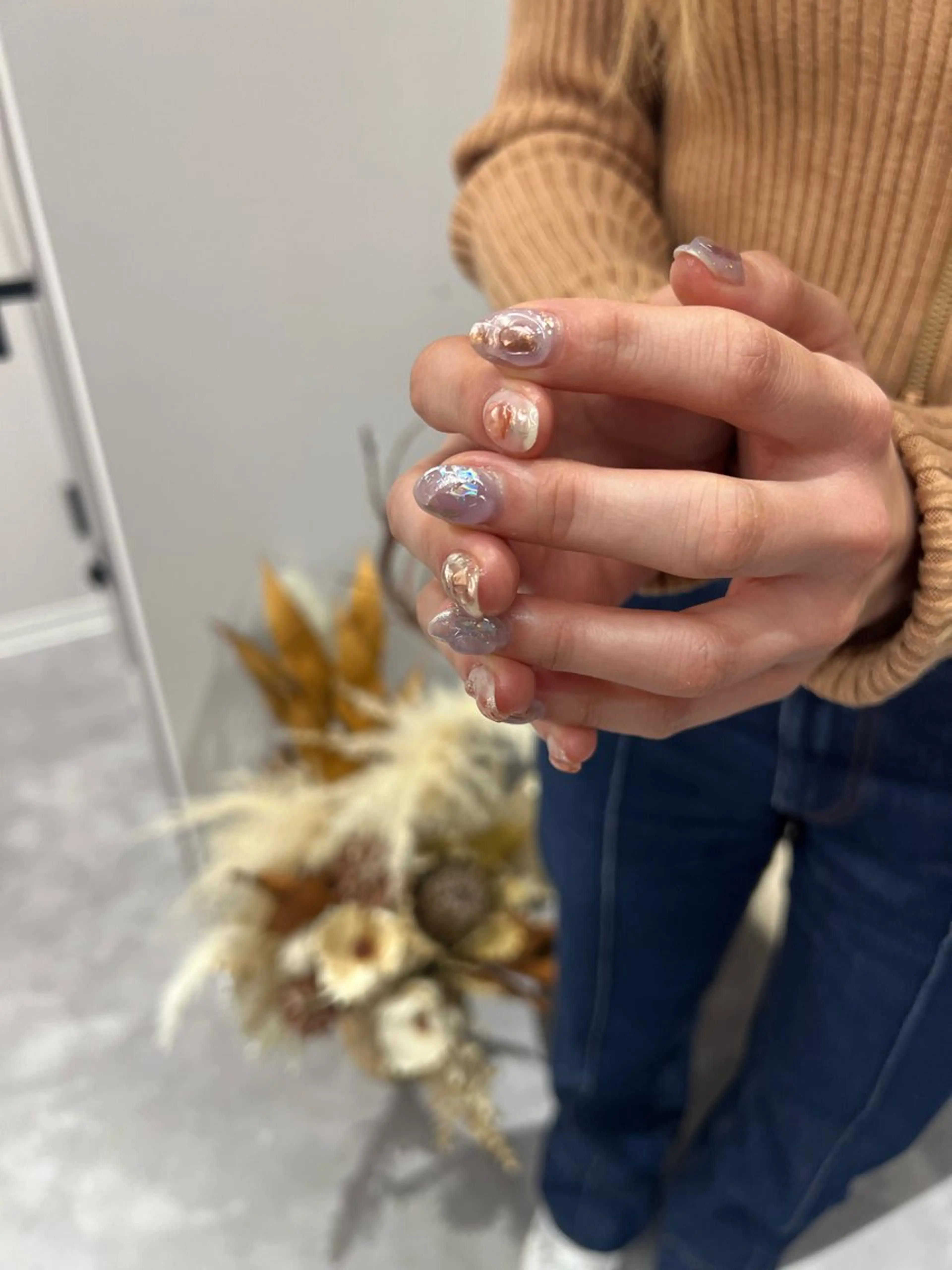 ネイル ミラーネイル ぷっくりネイル パープル ハンドネイル ハンドケア Bana_ Nailのネイルデザイン