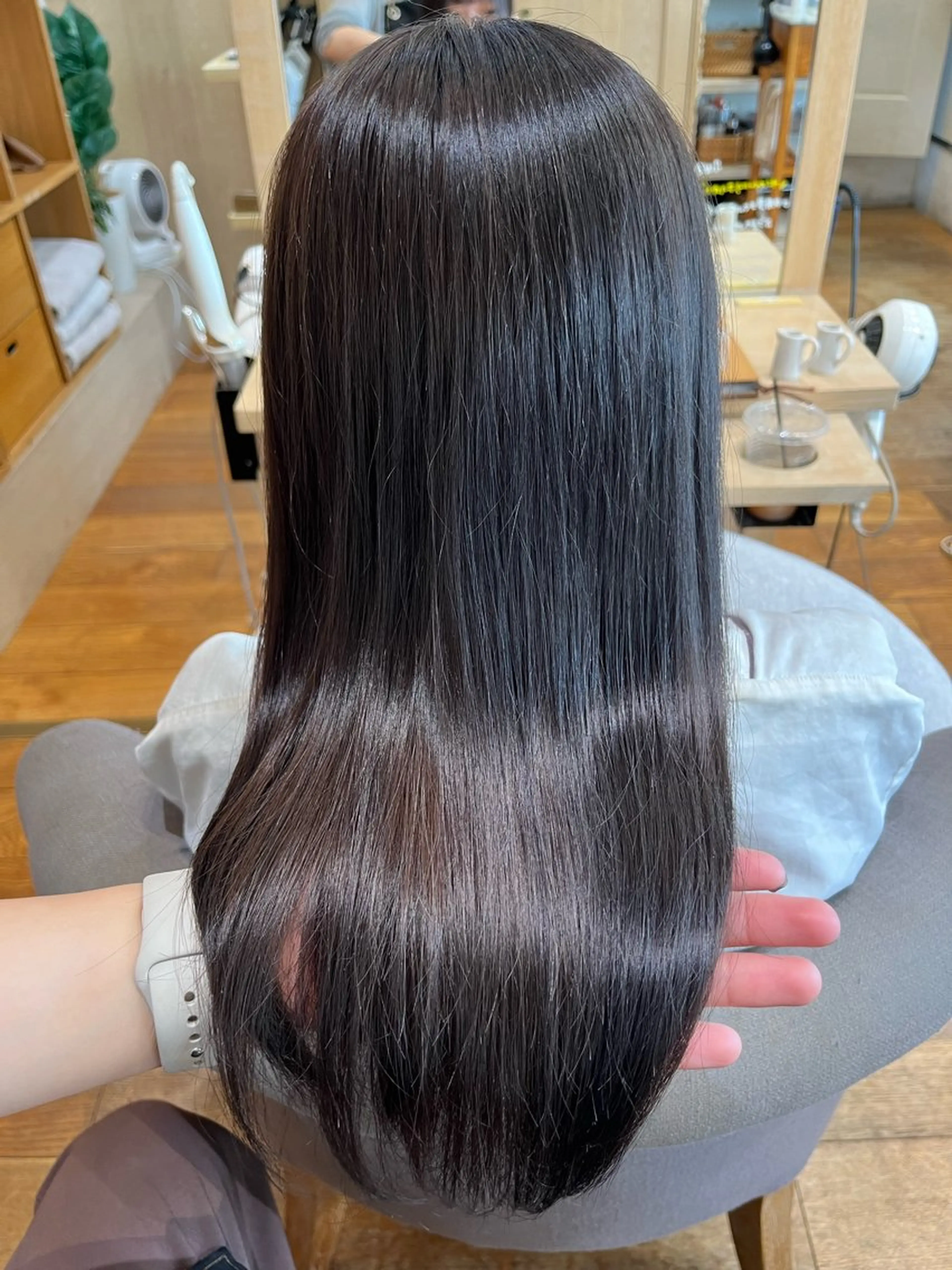 セミロング カラー ブラウンカラー ラベンダーカラー ラベンダーブラウン ヘアカラー つじしおり／ ショートヘア募集のヘアスタイル