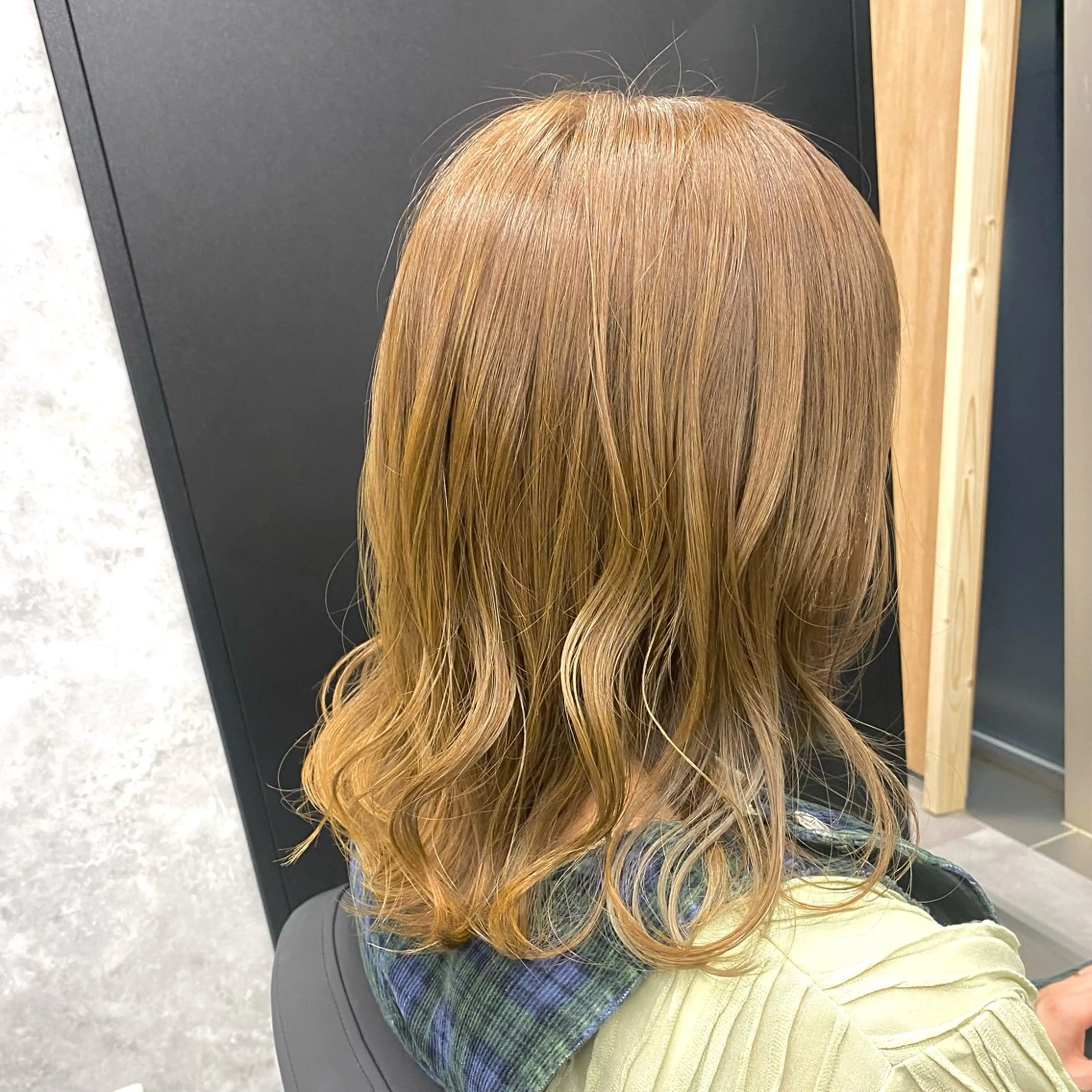 ミディアム カラー ブリーチ Forest. kanako🕊️のヘアスタイル