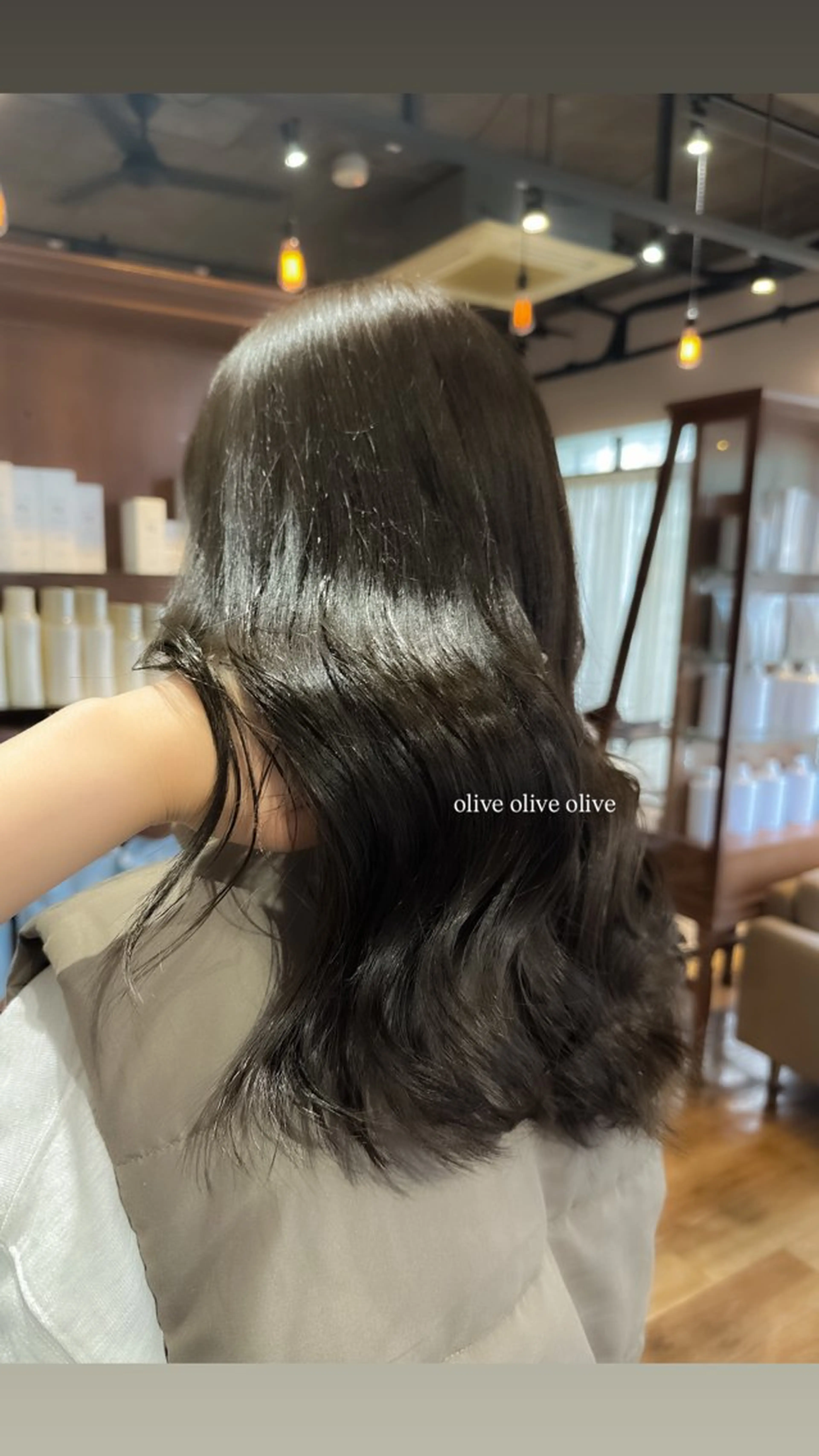 カラー ヘアカラー こがねざわ みさきのヘアスタイル