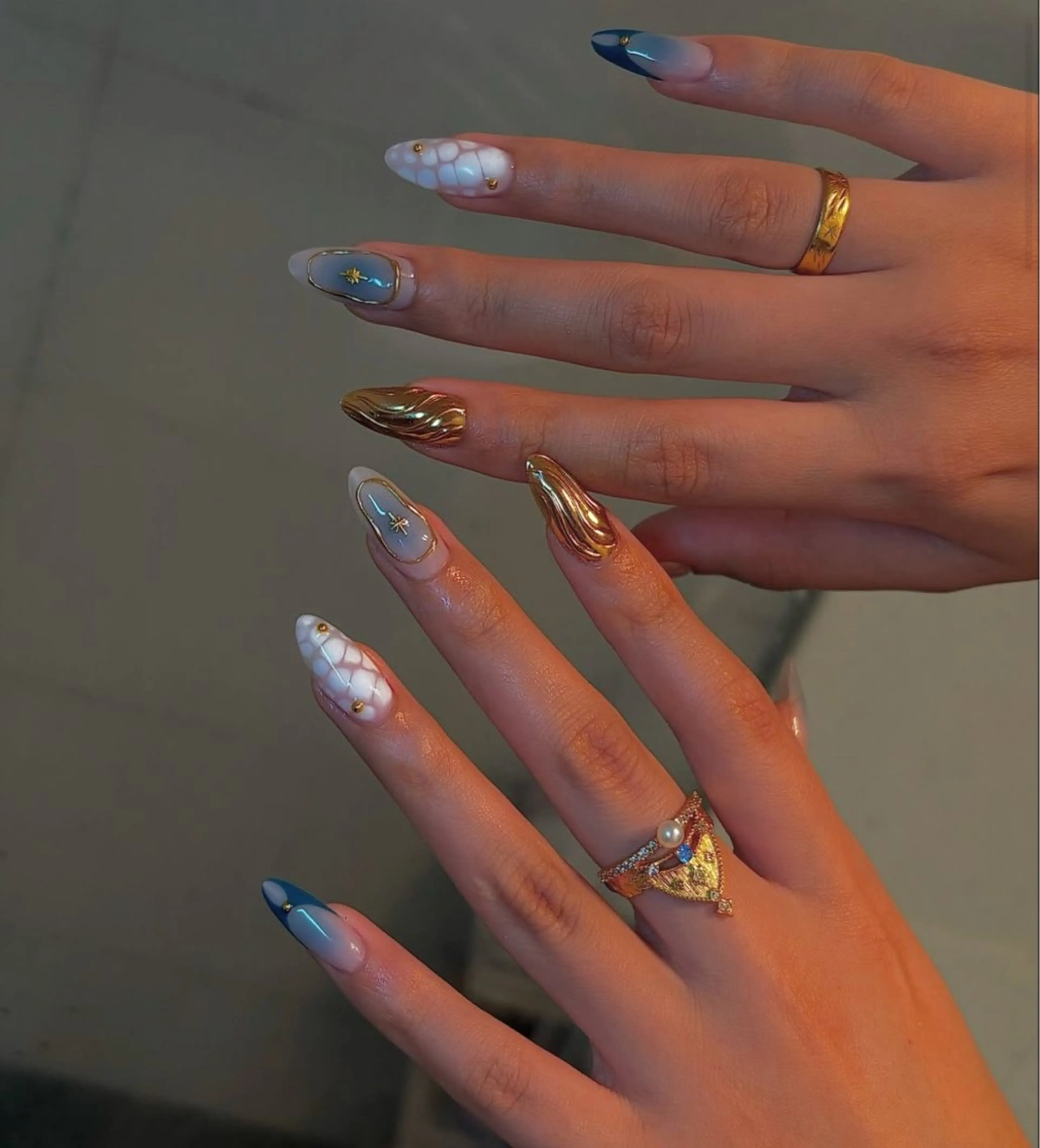 ネイル アートネイル フラワーネイル フレンチネイル ジェルネイル グラデーション ハンドネイル Ryunail所属・ryunail shinokuboのネイルデザイン