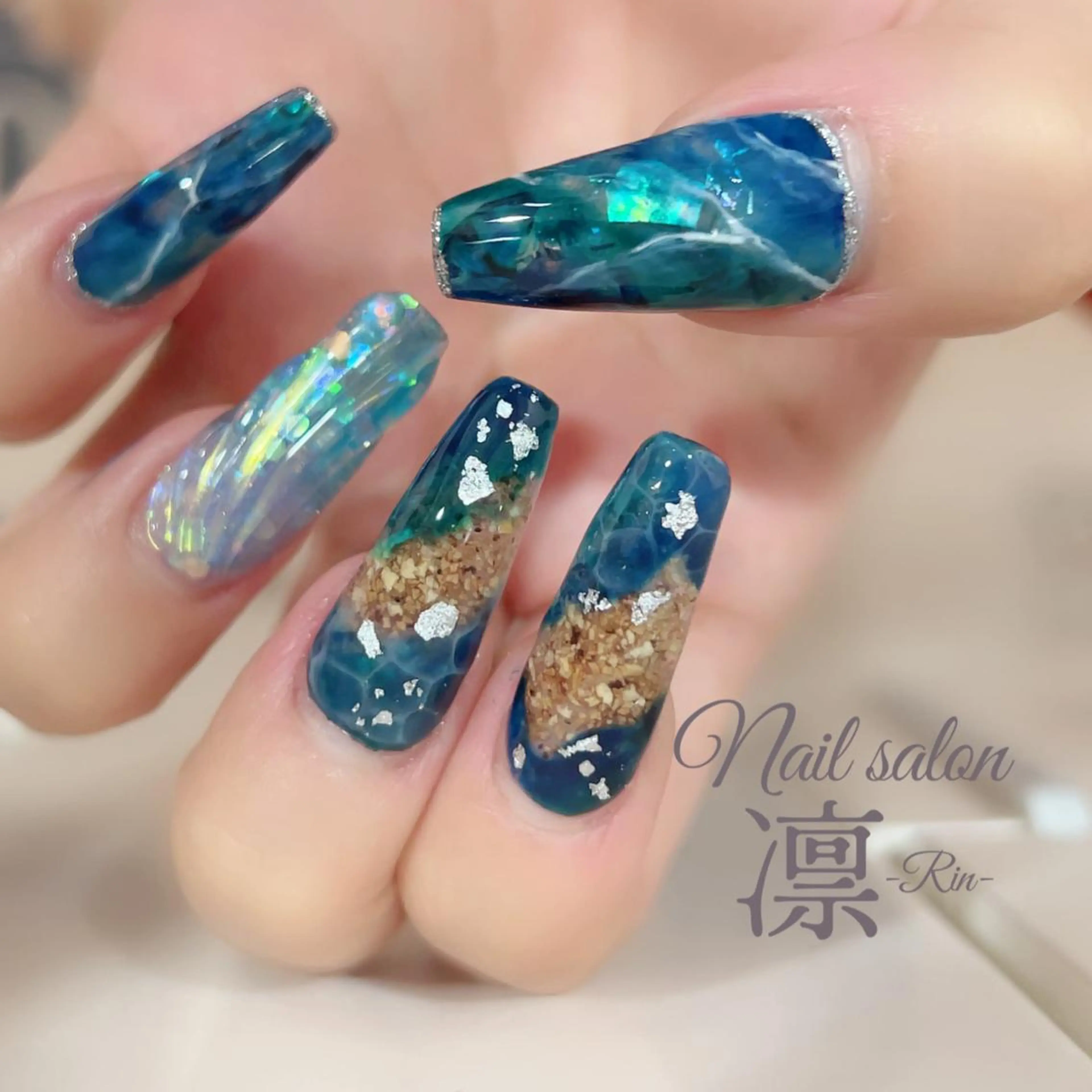 ネイル ブルー スカルプネイル ホワイト private salon凛のネイルデザイン
