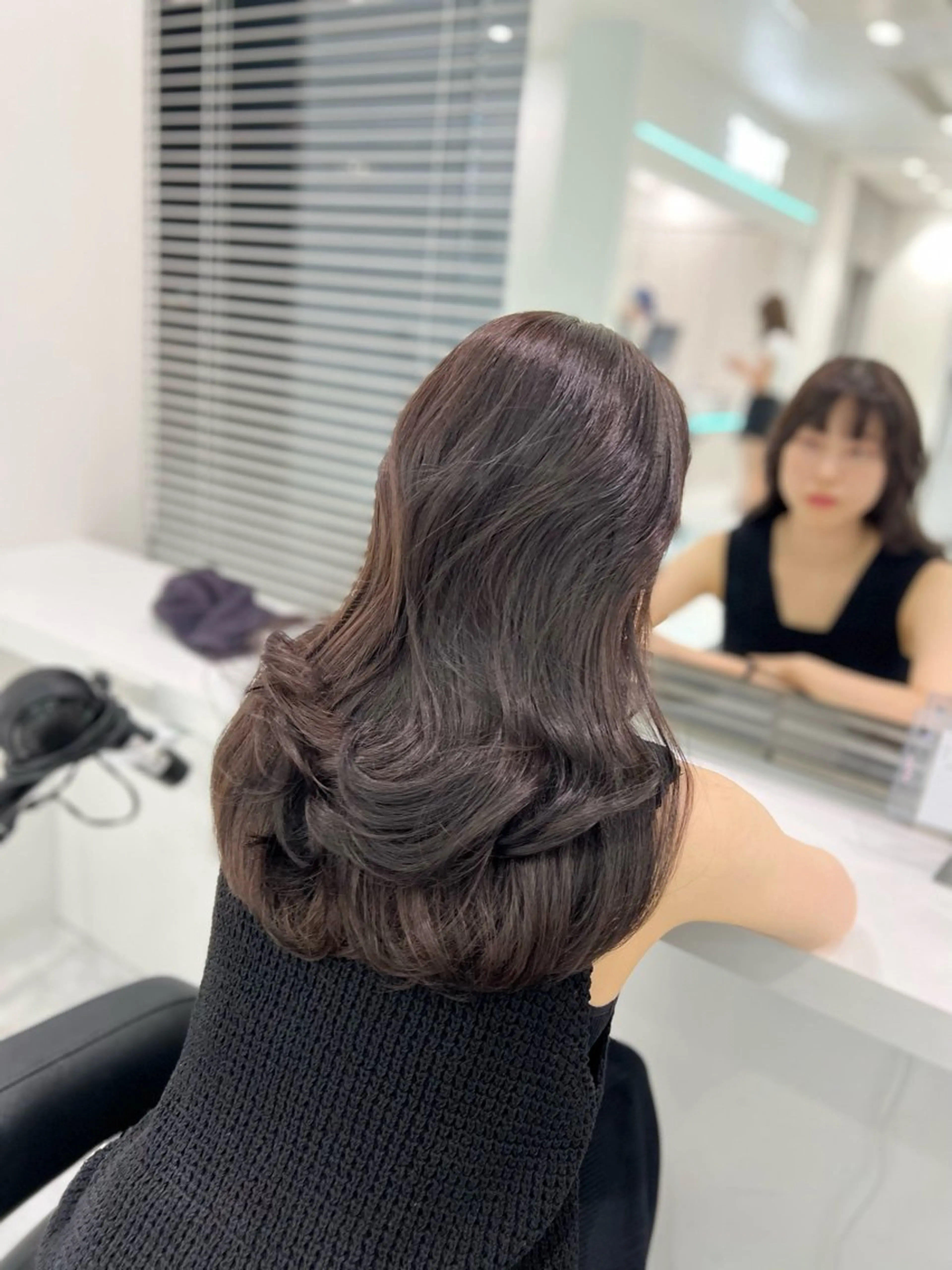 ロング カット ヘアカラー トリートメント ヘアセット ハイトーン/ケア ブリーチ/sEnAのヘアスタイル