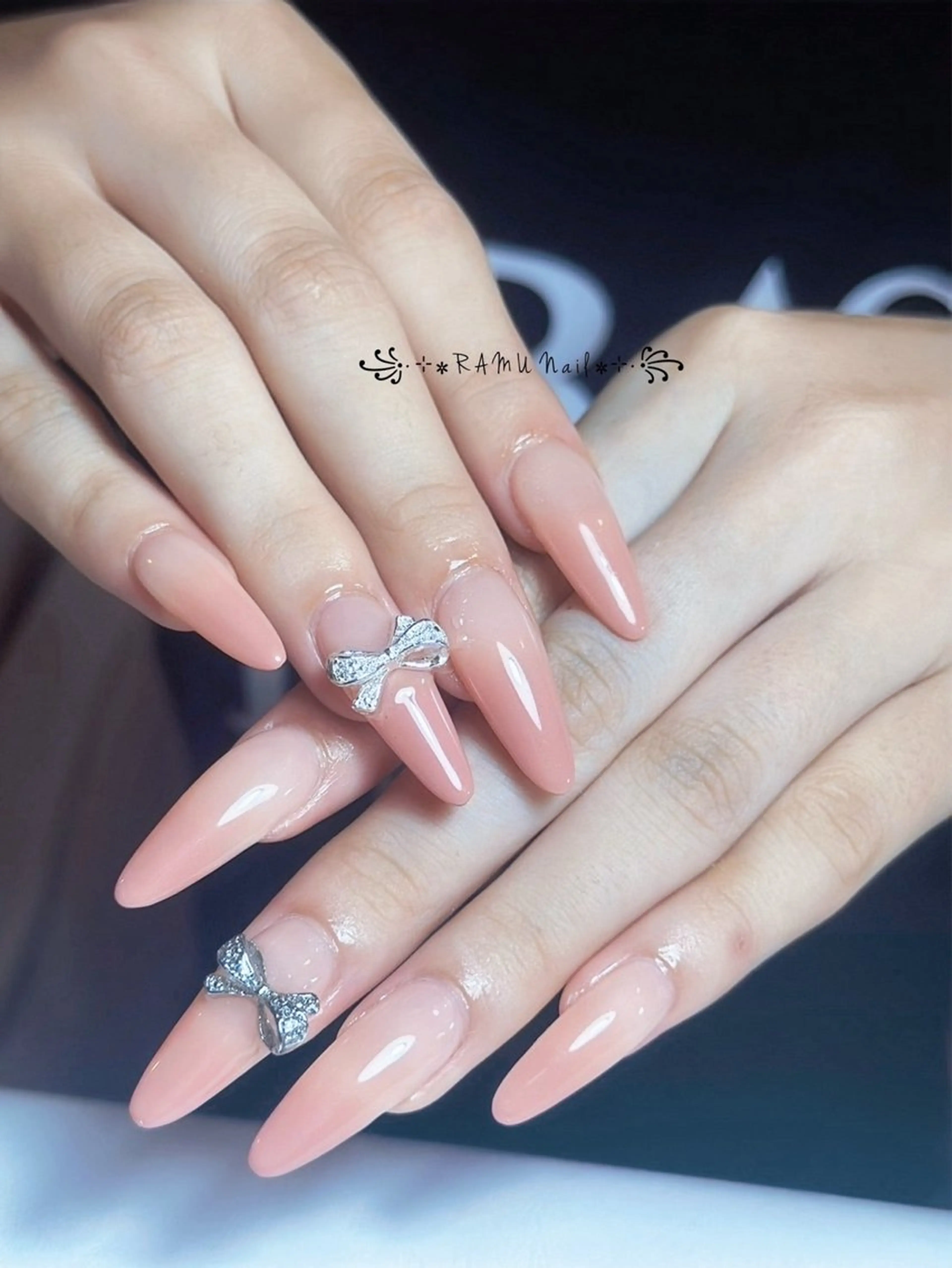 ネイル キラキラネイル マグネットネイル ミラーネイル ピンク 夏ネイル ハンドネイル RAMU Nail 恵比寿店のネイルデザイン