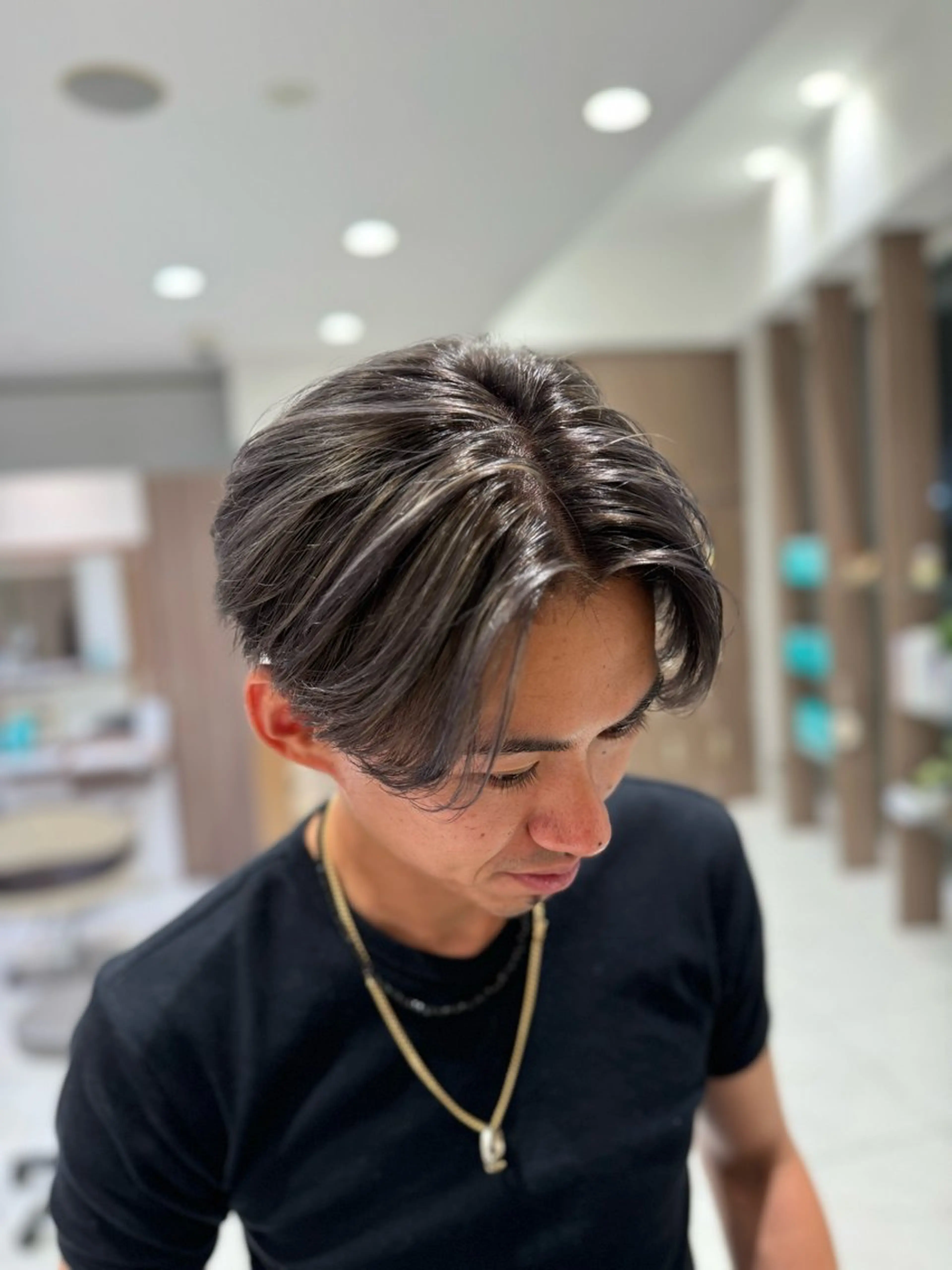 カラー メンズ メンズバレイヤージュ バレイヤージュ カット ヘアカラー 菊池 遼/透明感 /ハイライト/艶感のヘアスタイル