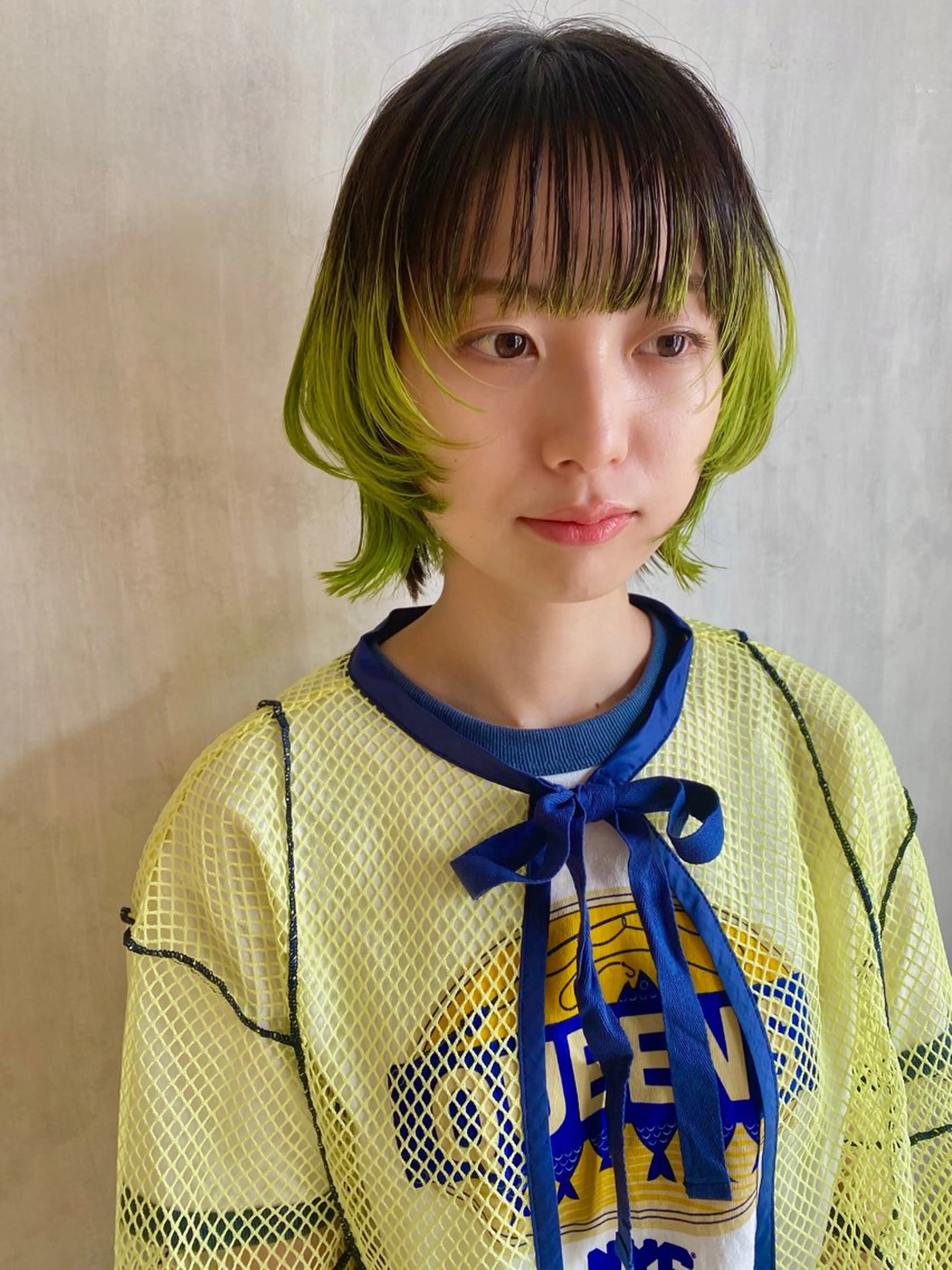 ミディアム 亀井 里奈のヘアスタイル