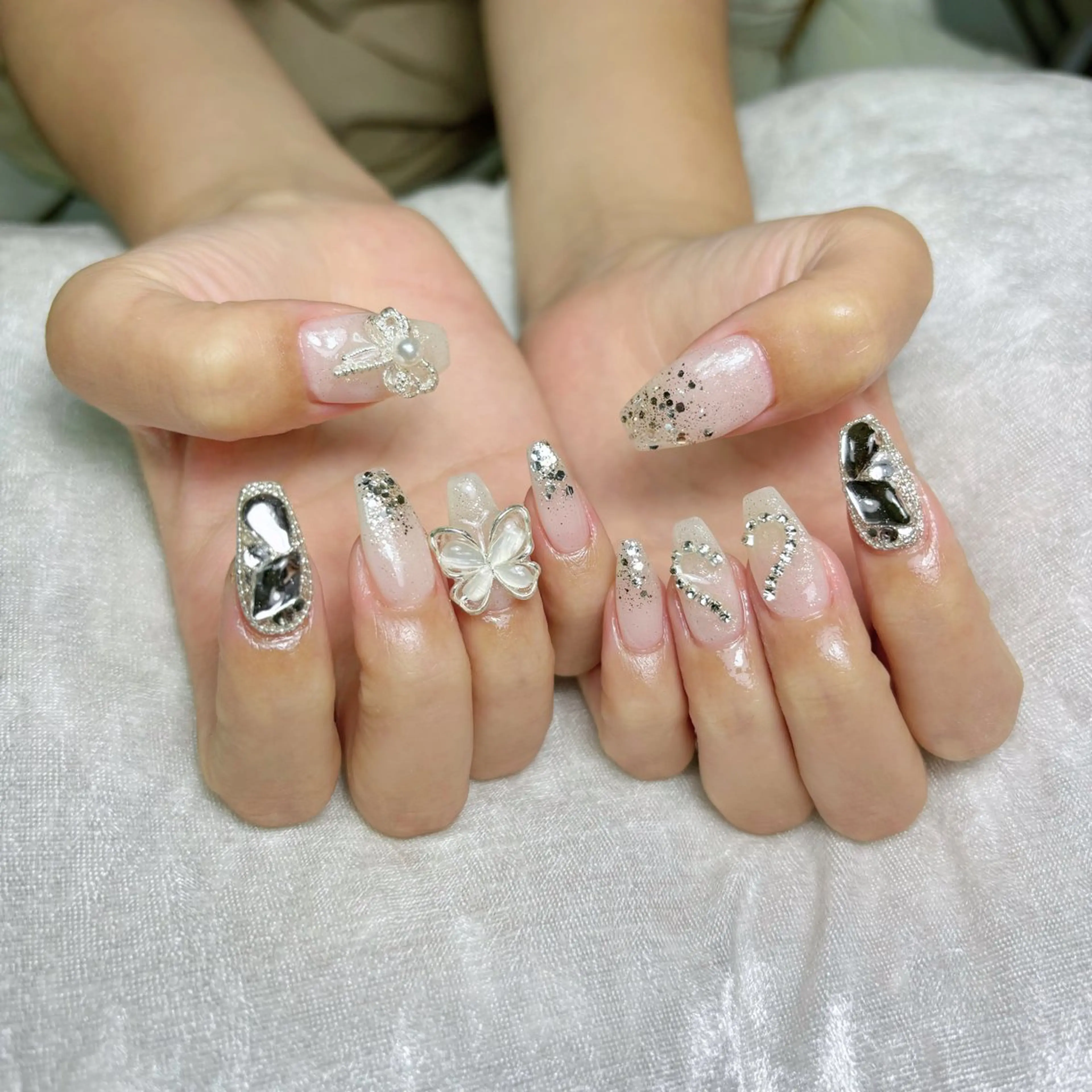 ネイル Airis所属・Airis aiのネイルデザイン