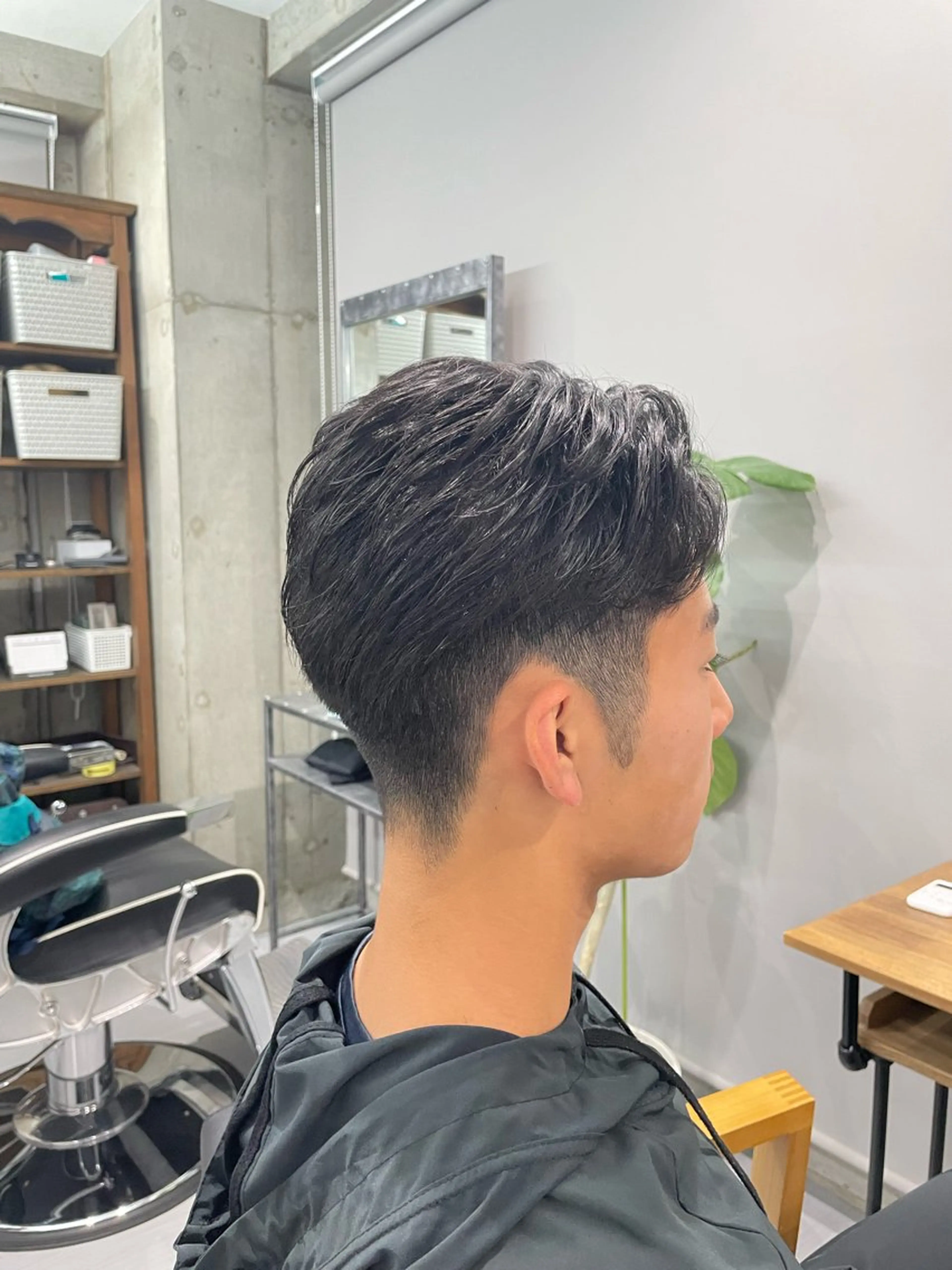 メンズアップバングカット&メンズショートカットの写真