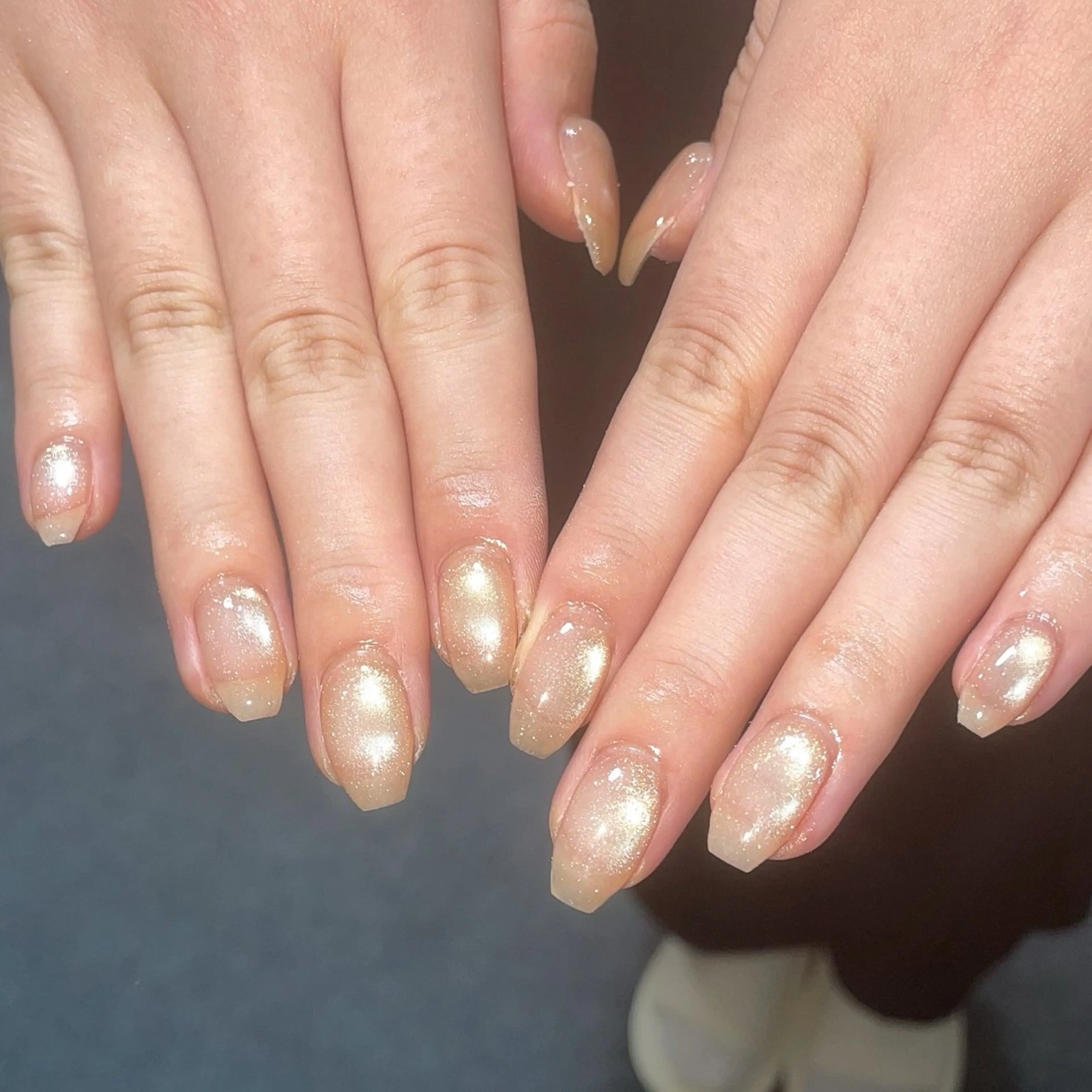 ネイル ゴールド 氷ネイル・うるうるネイル キラキラネイル マグネットネイル ピンク ハンドネイル ハンドケア 🎀NAIL🎀 AI🪄︎︎◝✩のネイルデザイン
