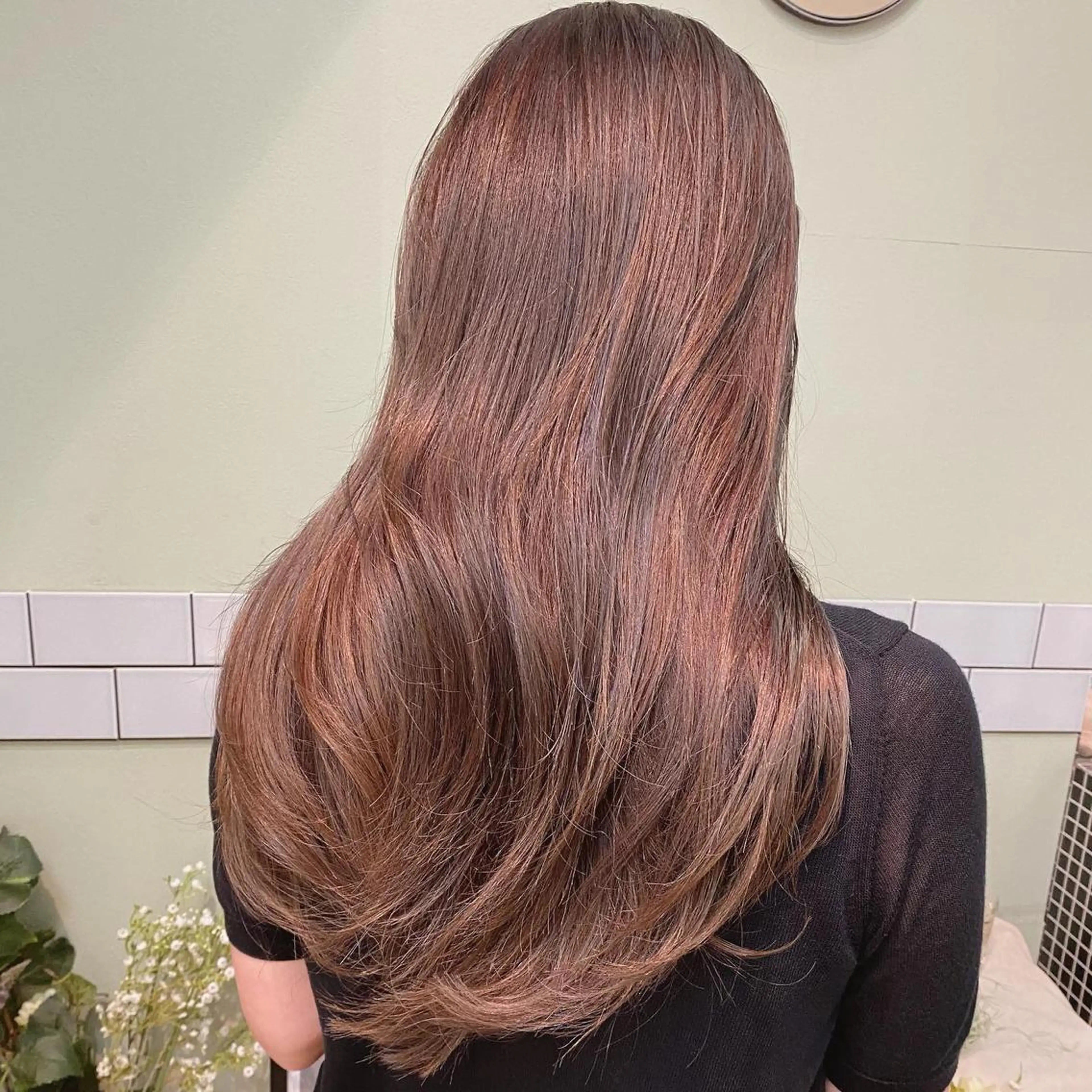 カラー ハイライトカラー カット ヘアカラー トリートメント 髪質改善ｶﾗｰ ｹｱﾌﾞﾘｰﾁ/ﾀﾑのヘアスタイル