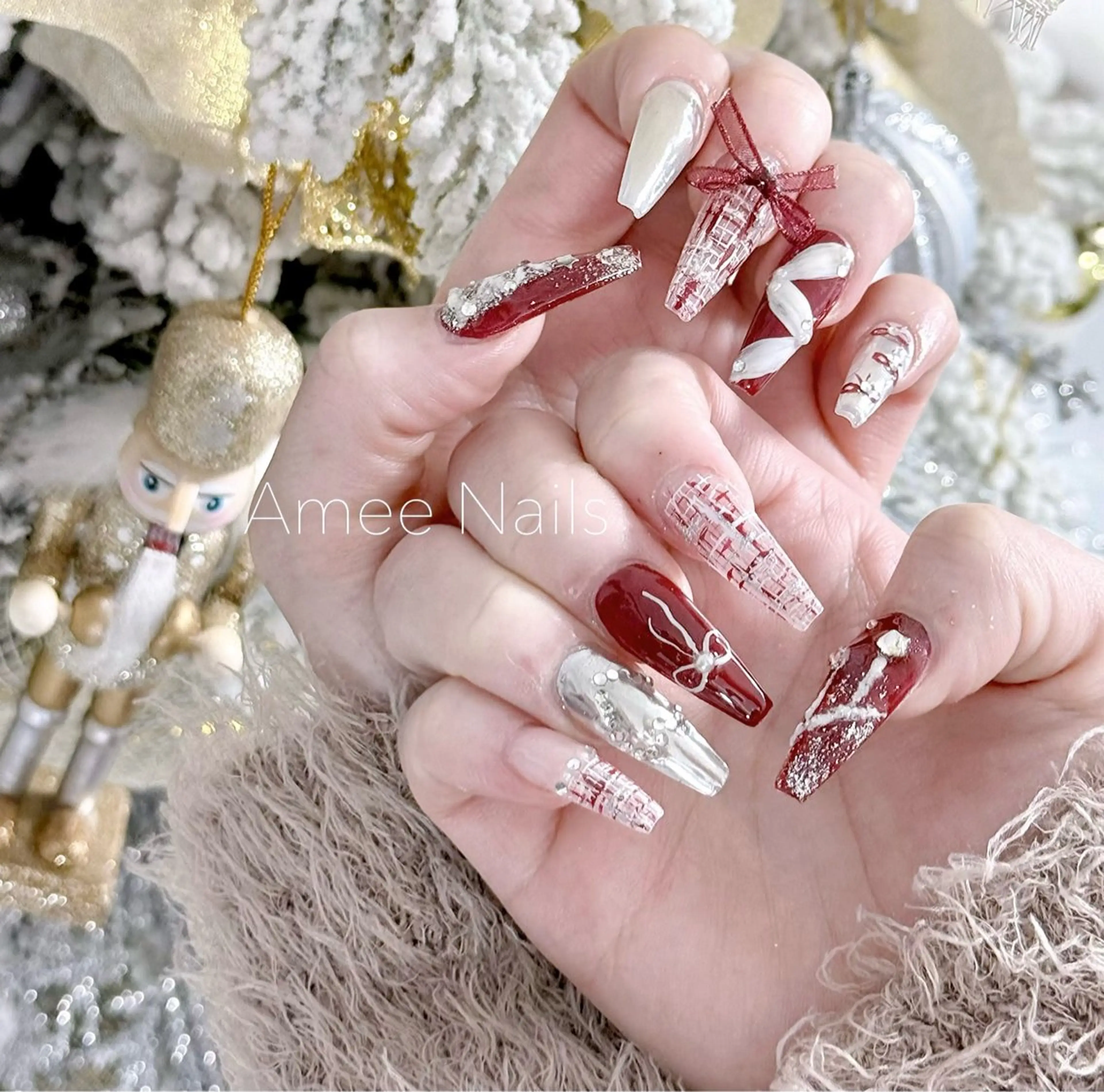 ネイル オーロラネイル クリアネイル フラッシュネイル ジェルネイル グラデーション Amee Nailsalonのネイルデザイン
