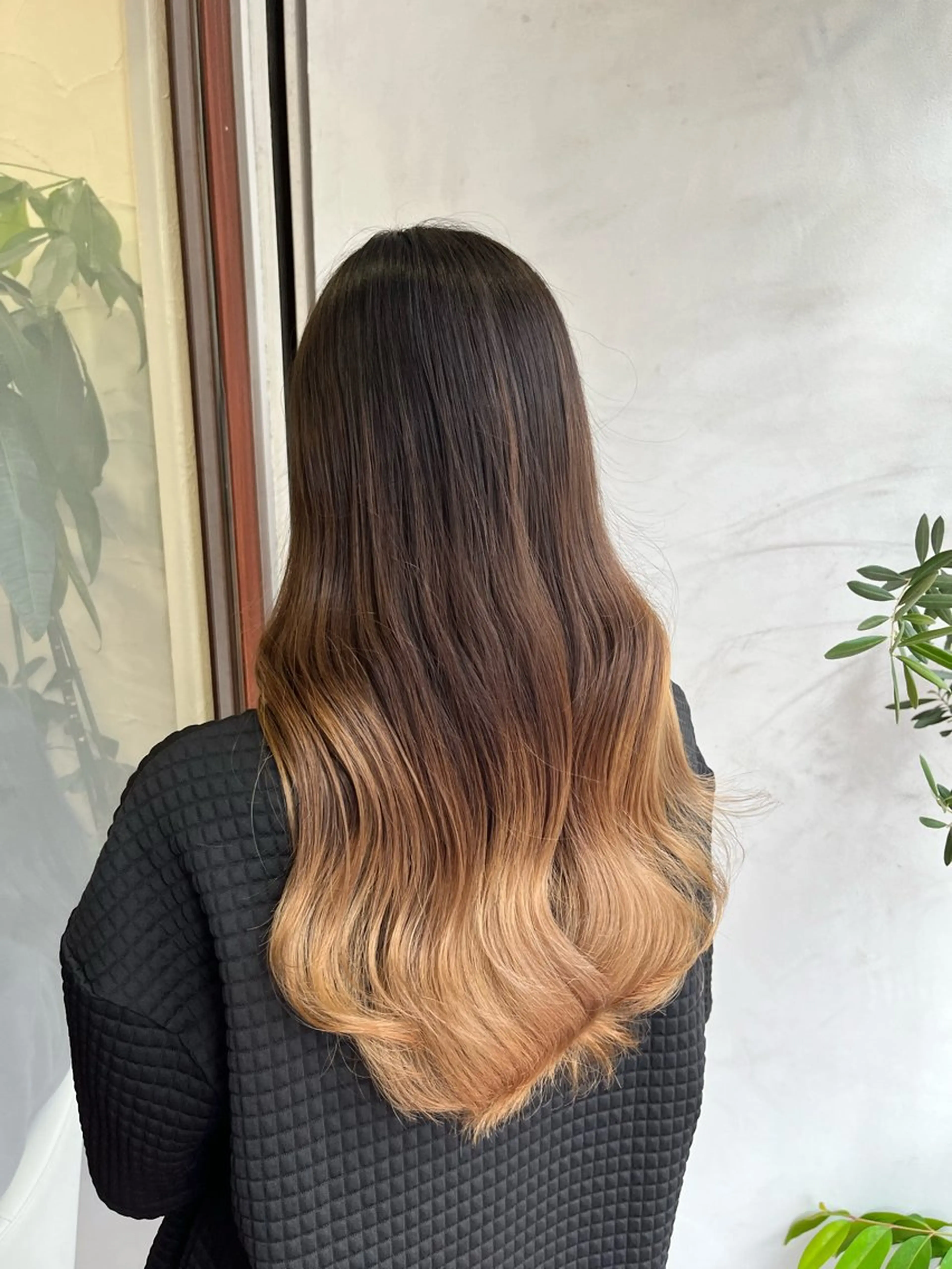 セミロング カラー インナーカラー ヘアカラー トリートメント 🫧艶髪デザイナー 🫧白石航汰のヘアスタイル