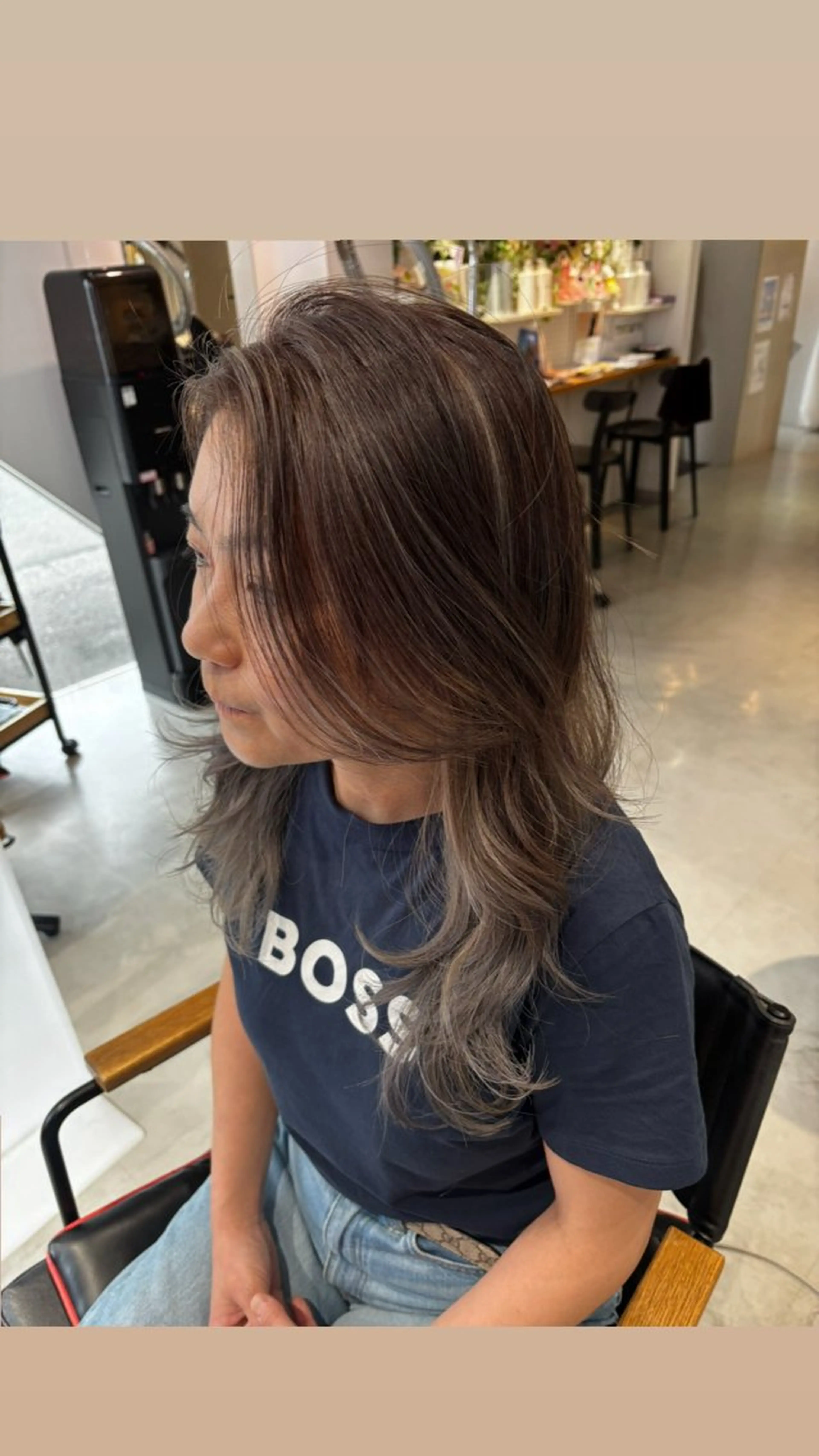 ロング カラー ハイライトカラー ハイライト レイヤーカット カット ヘアカラー APREKO JURIAのヘアスタイル