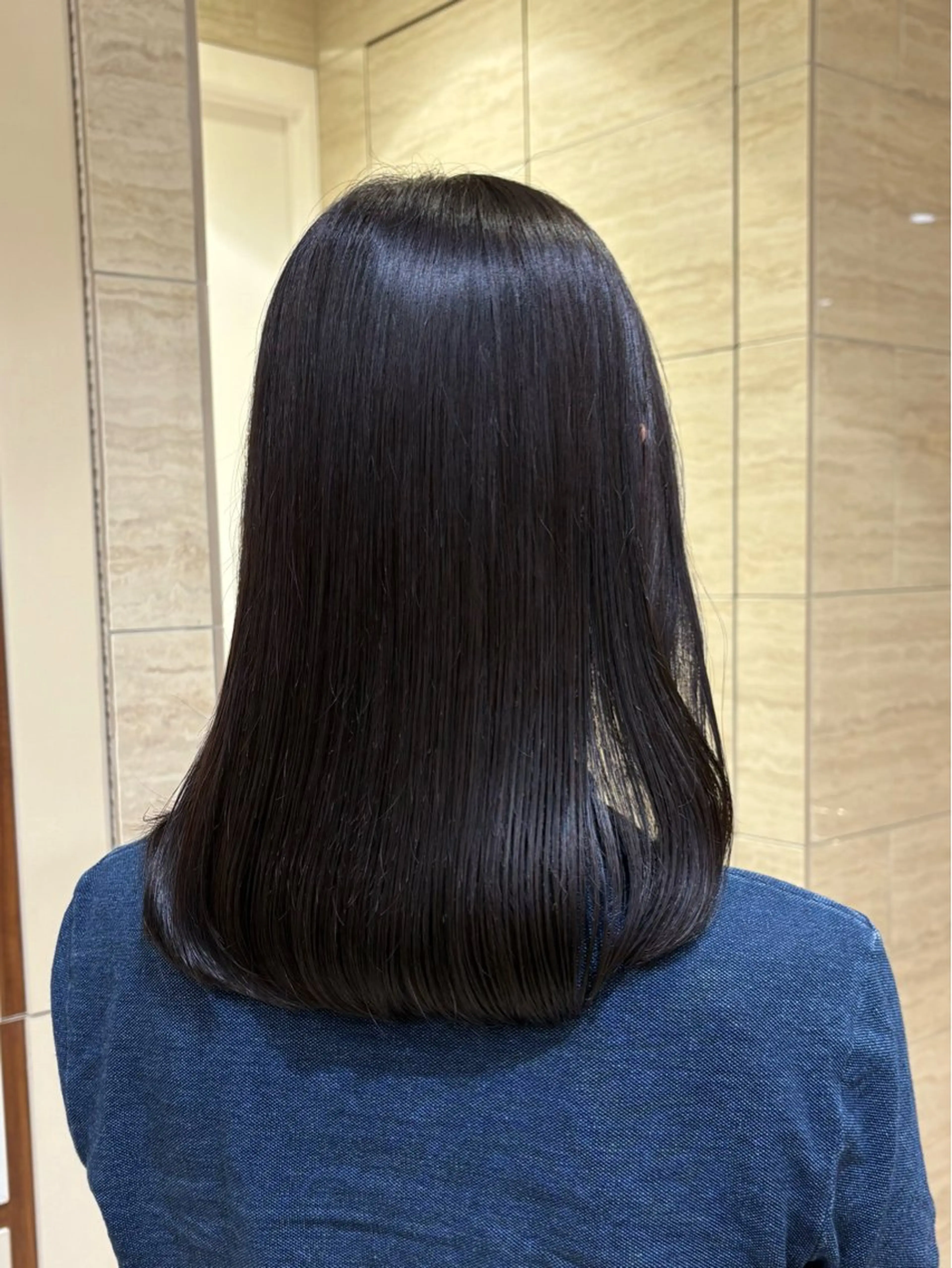 カラー ヘアカラー 根上 早蘭のヘアスタイル