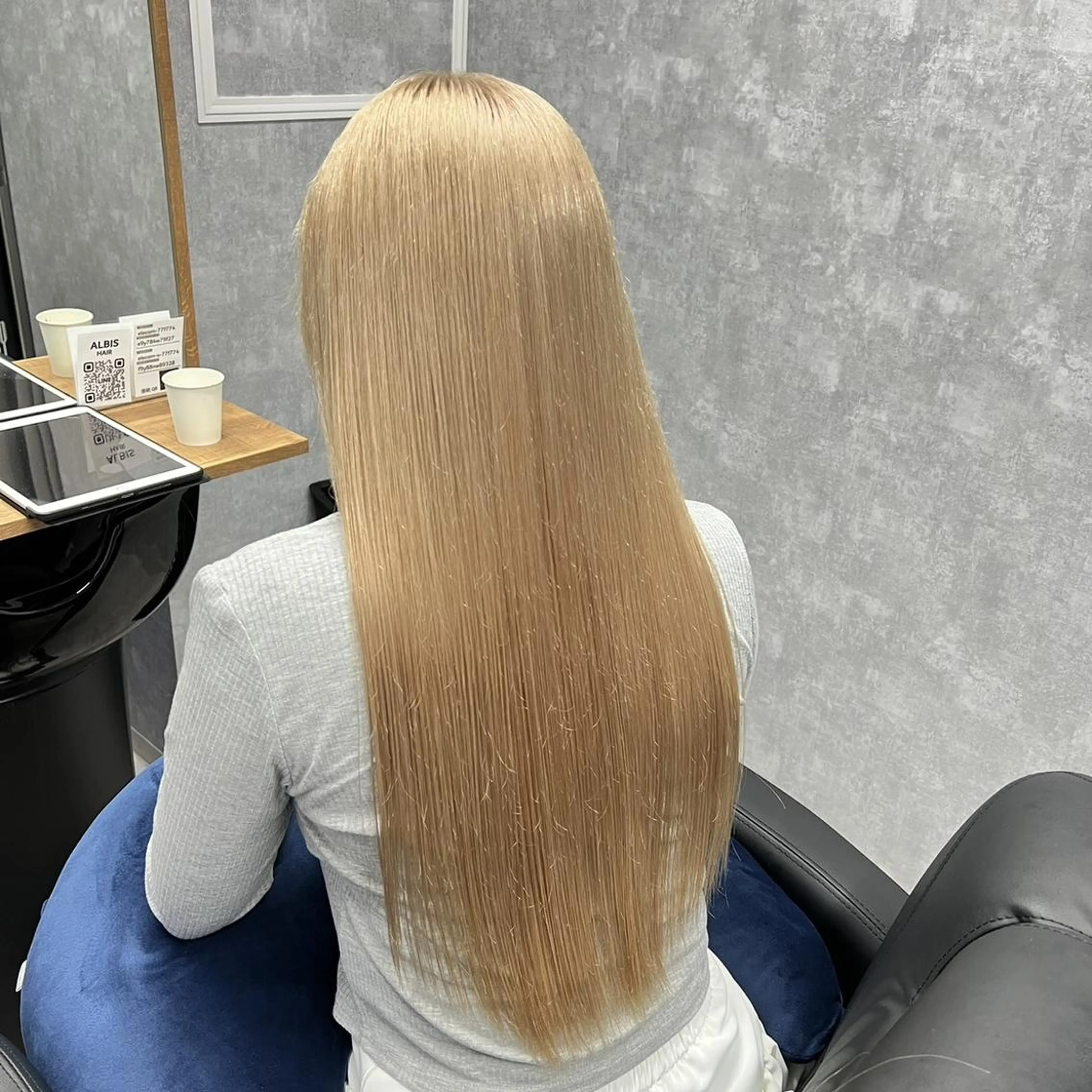 ロング 青木 芽生のヘアスタイル