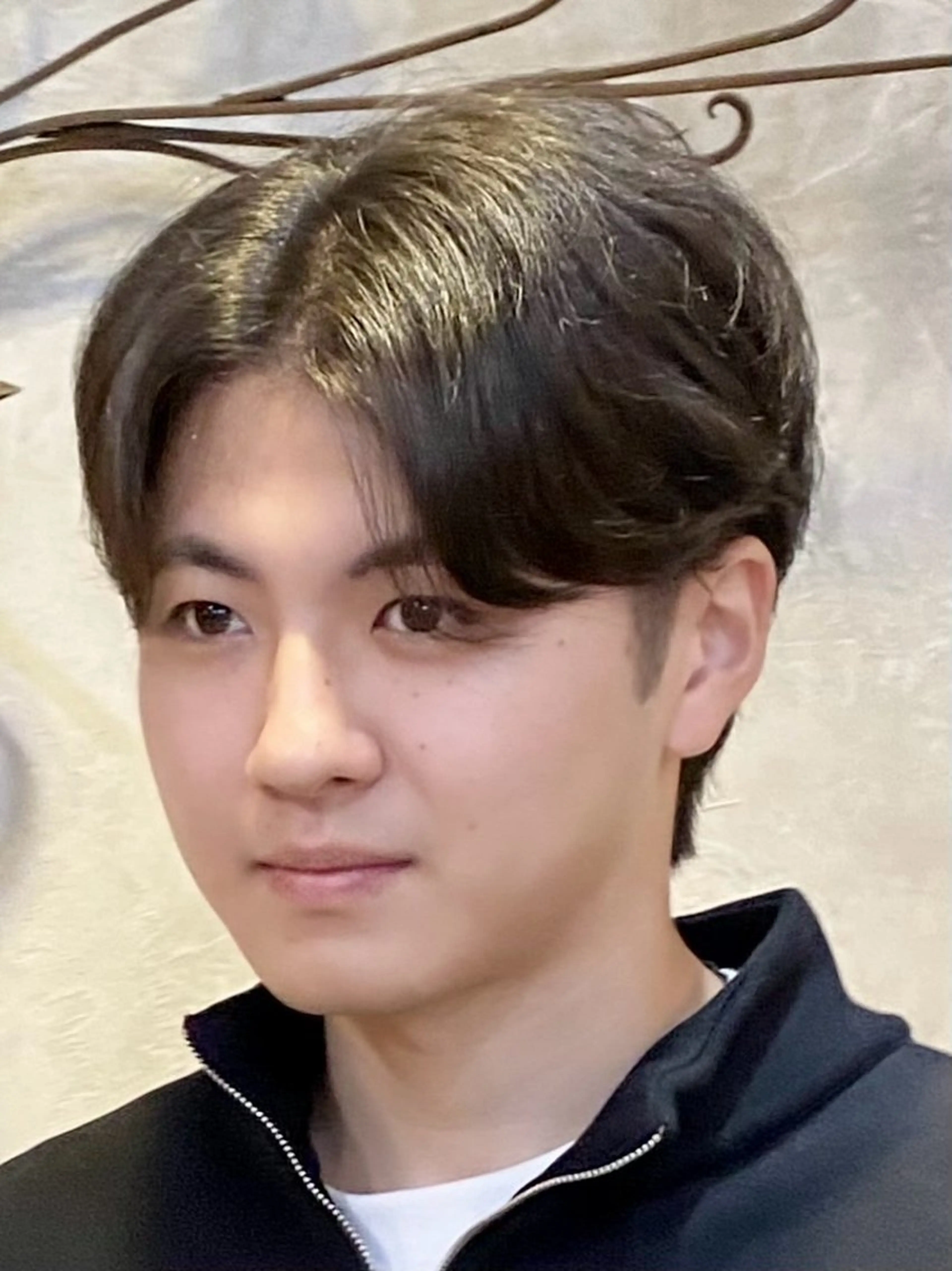 メンズ センターパート メンズ韓国風 メンズパーマ 髪質改善ヘアエステサロンOPSIA所属・髪質改善🌸 タケウチハナノのヘアスタイル