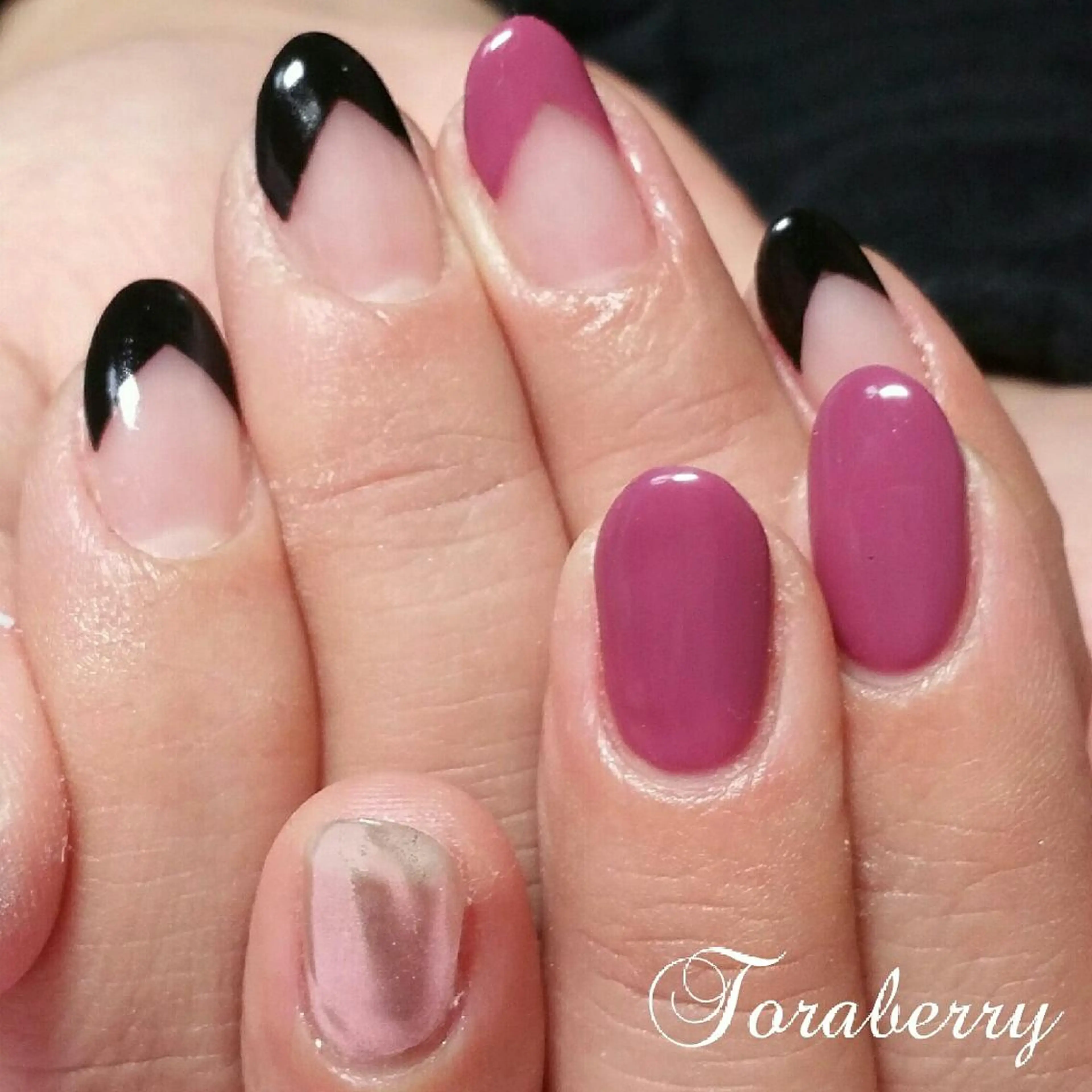 ネイル フレンチネイル ハンドネイル ネイリスト なつみのネイルデザイン