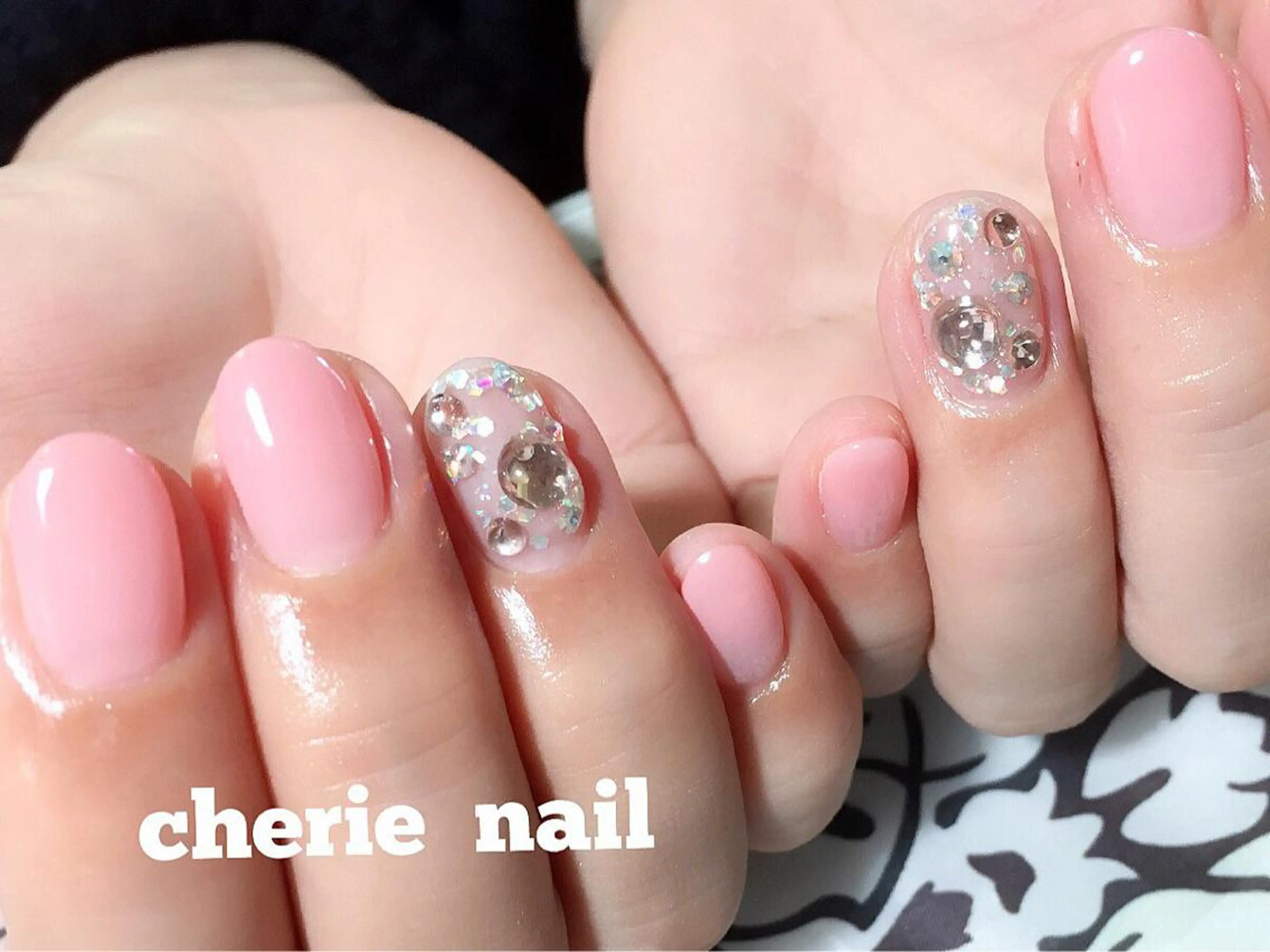 ネイル ジェルネイル cherie nail所属・馬場 鮎のエステ・リラクイメージ