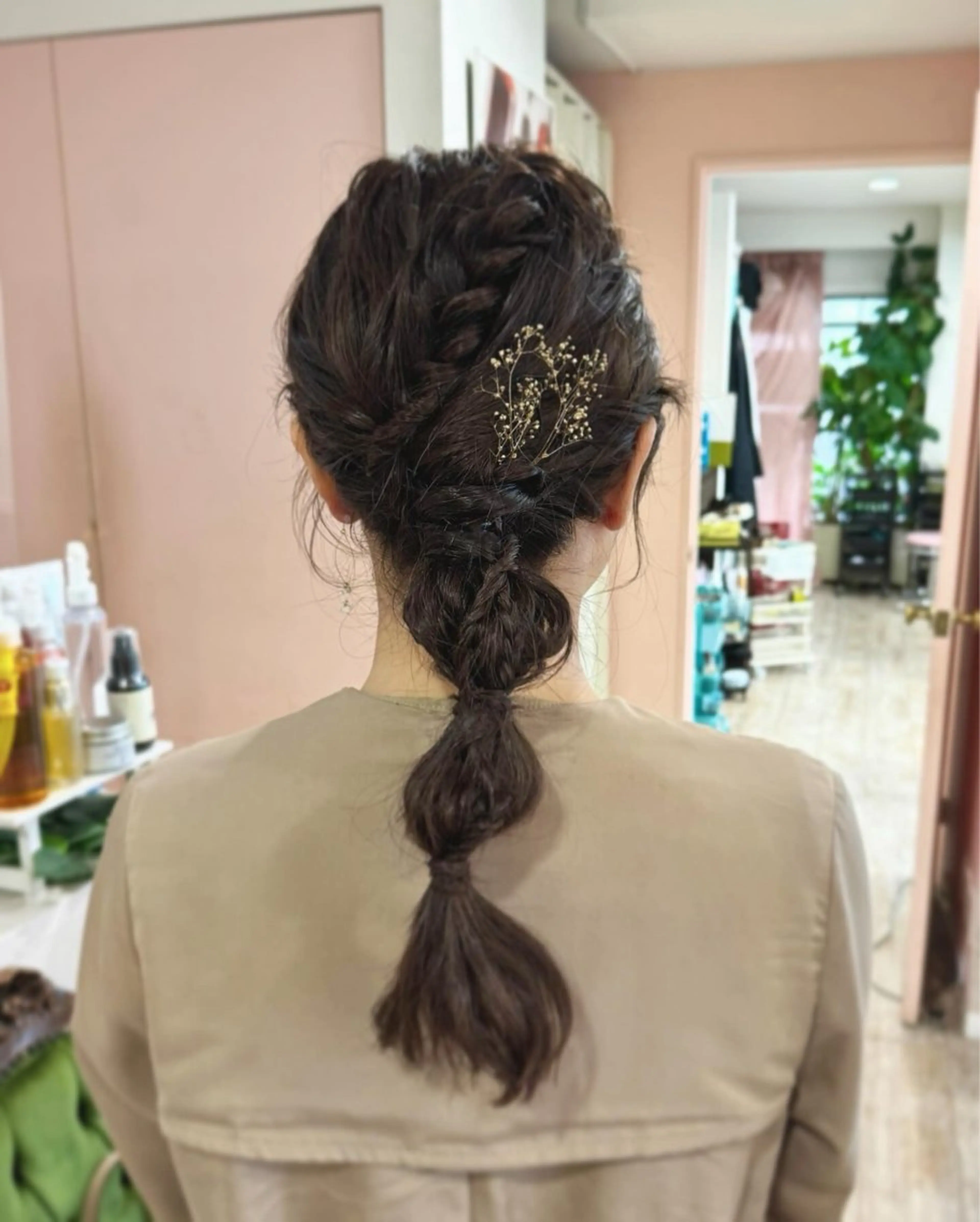 ヘアアレンジ 結婚式・ブライダル Eleanor 自由が丘ANNEX所属・個室サロン/ヘアケア デザイン🌼万希のヘアスタイル