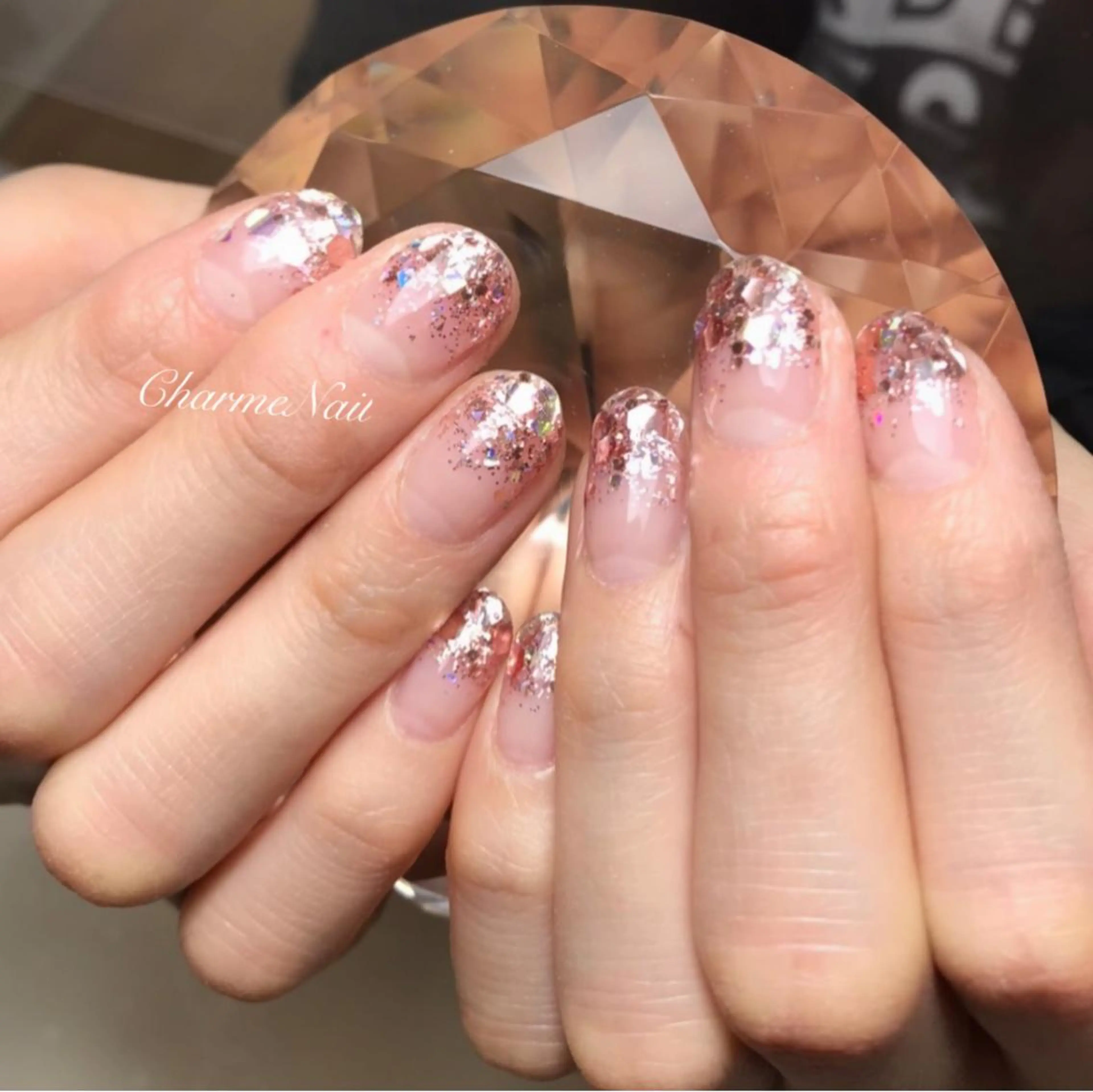 ネイル ラメ(グリッター) ラメグラデーション CharmeNail&Beautyシャルムネイル＆ビューティー所属・シャルムネイル ビューティーの眉毛・アイブロウイメージ