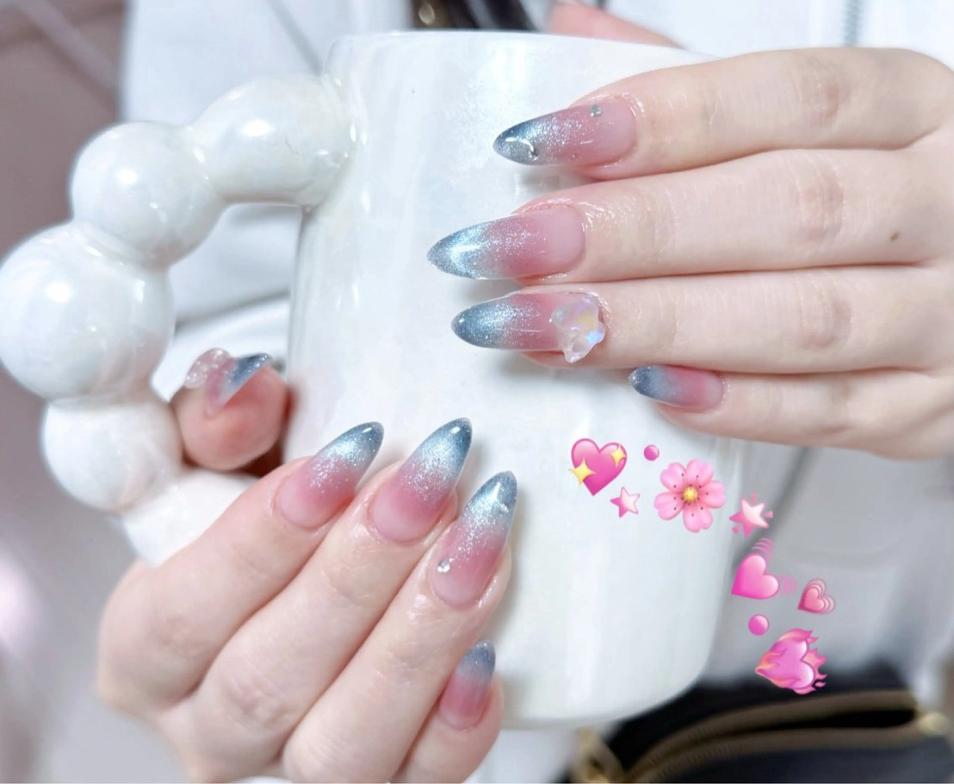 ネイル アートネイル オーロラネイル チークネイル フレンチネイル ガラスフレンチ 🎀🎀YooLi Nail Salonのネイルデザイン