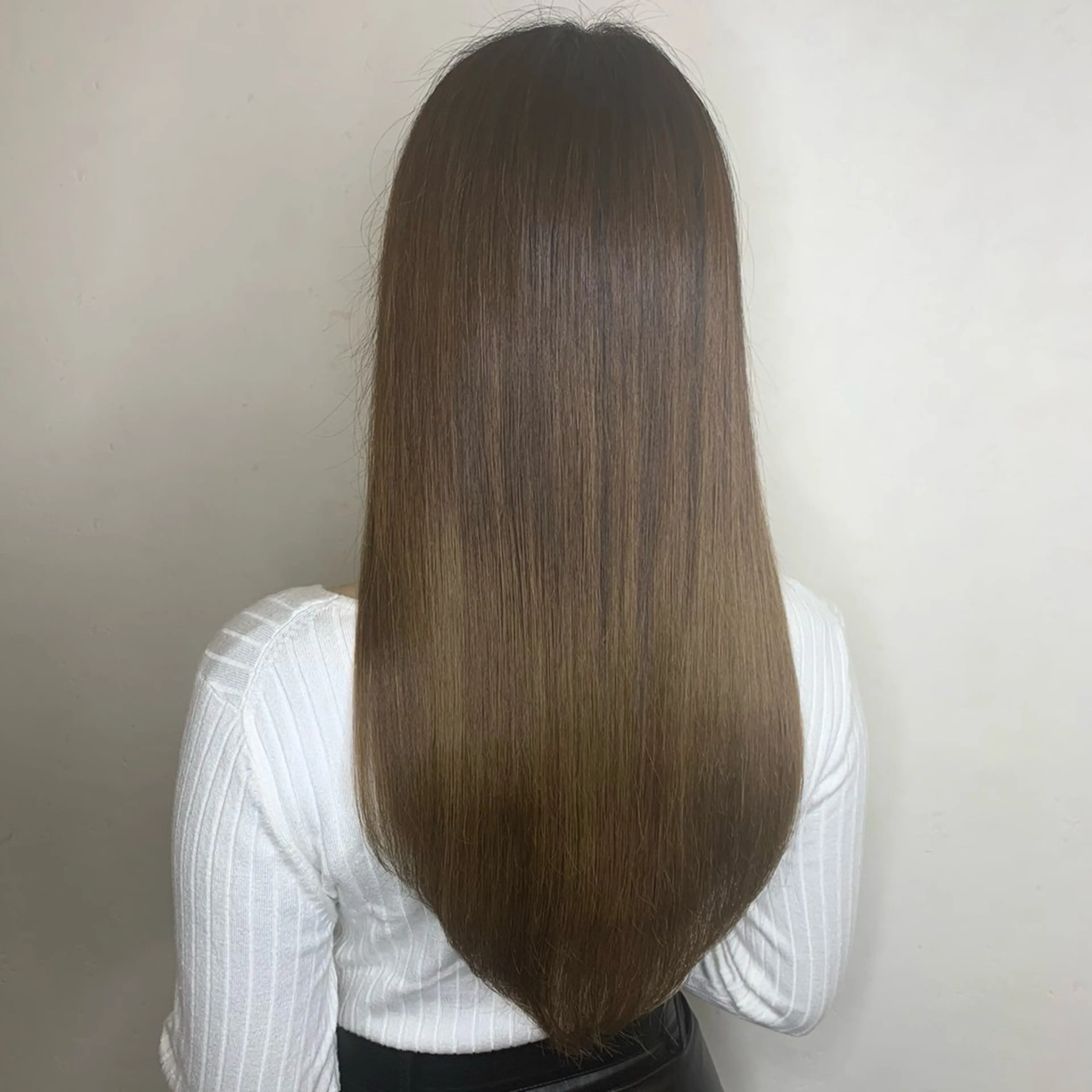 ロング カラー 稲田 里菜のヘアスタイル