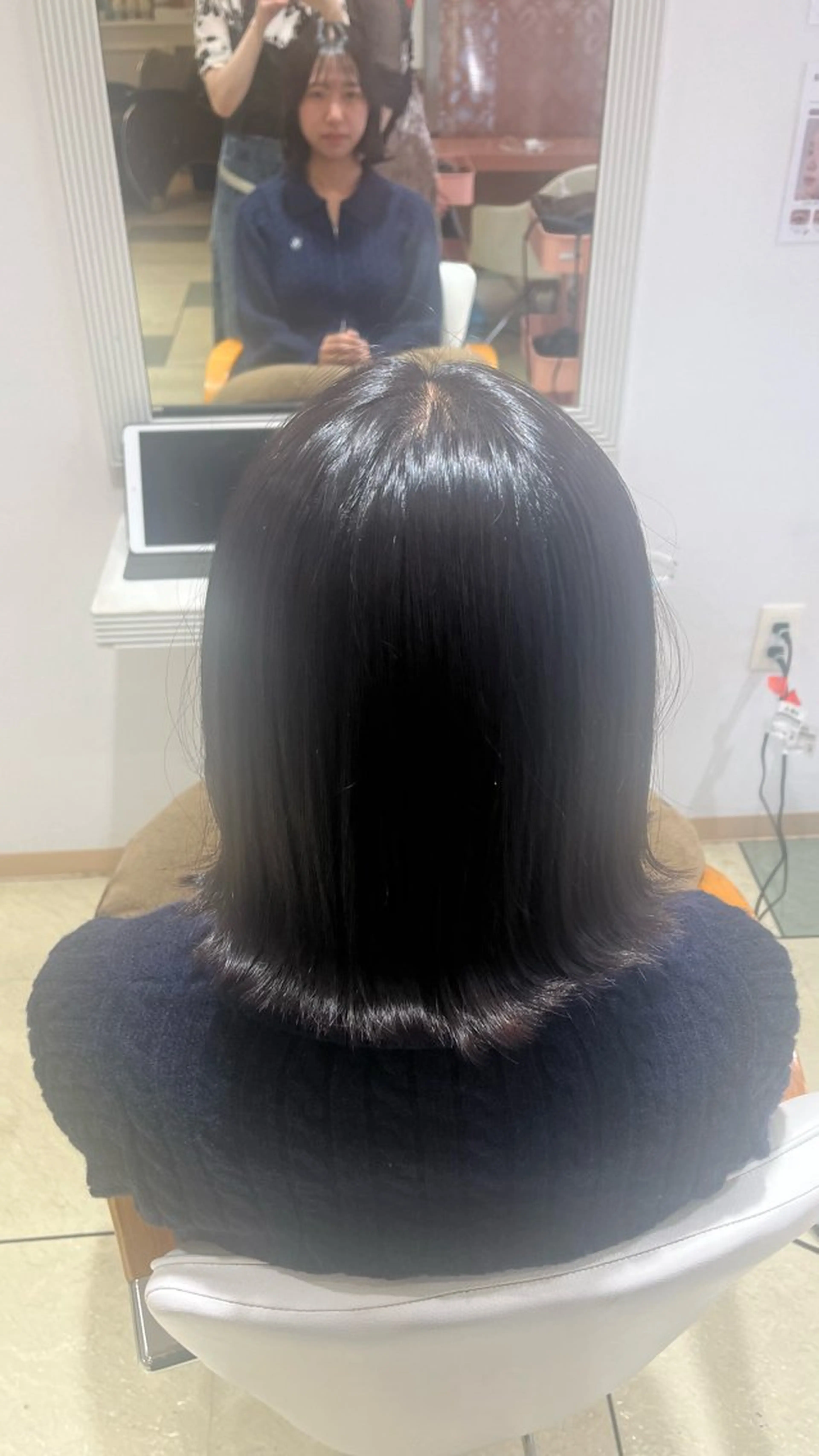 ミディアム カラー ベージュカラー⌇﻿ くびれヘア.𐙚心音のヘアスタイル