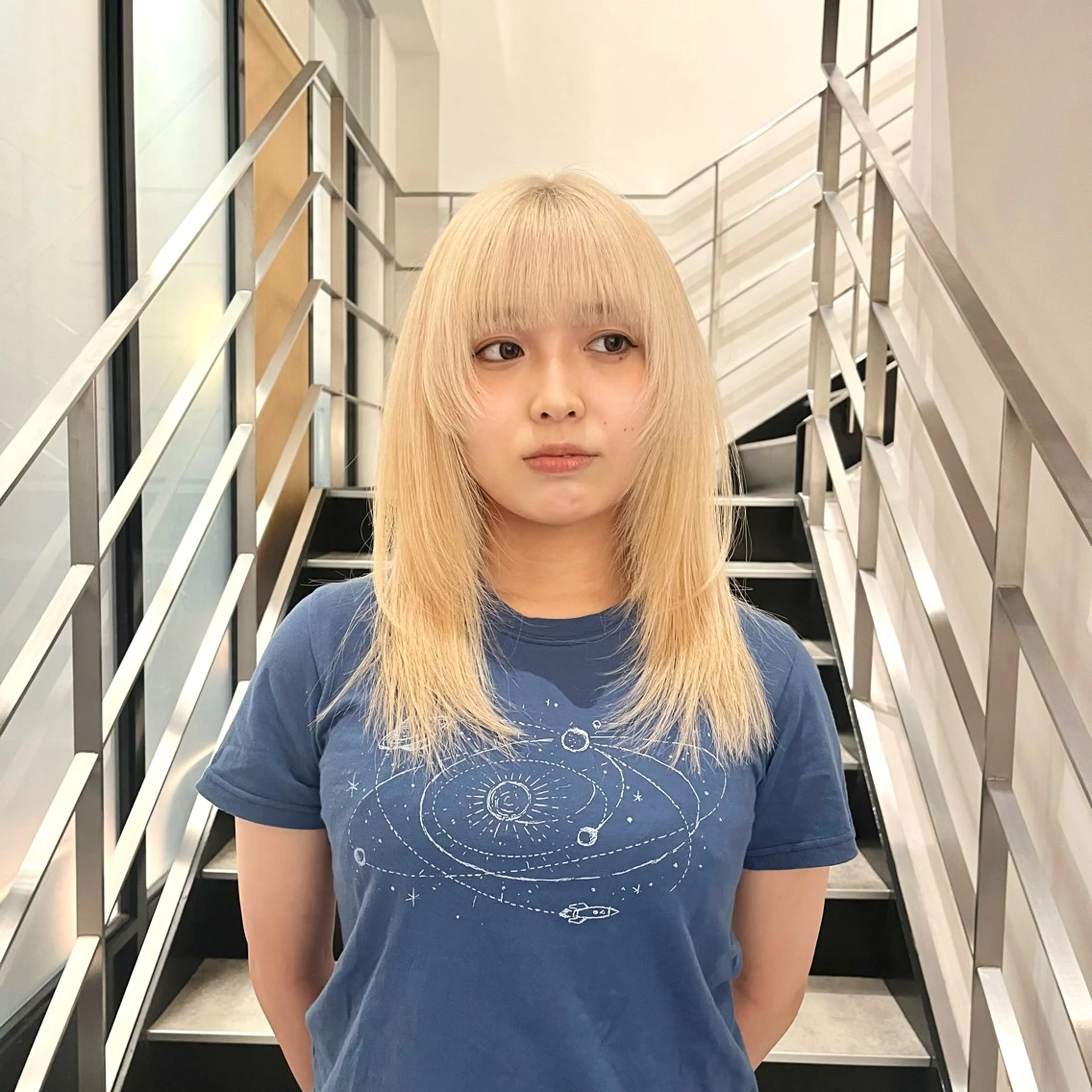 セミロング カラー カット ヘアカラー トリートメント GO TODAY SHAiRE SALON 原宿本店所属・ブリーチ/レイヤー ハッシュカット/河内のヘアスタイル