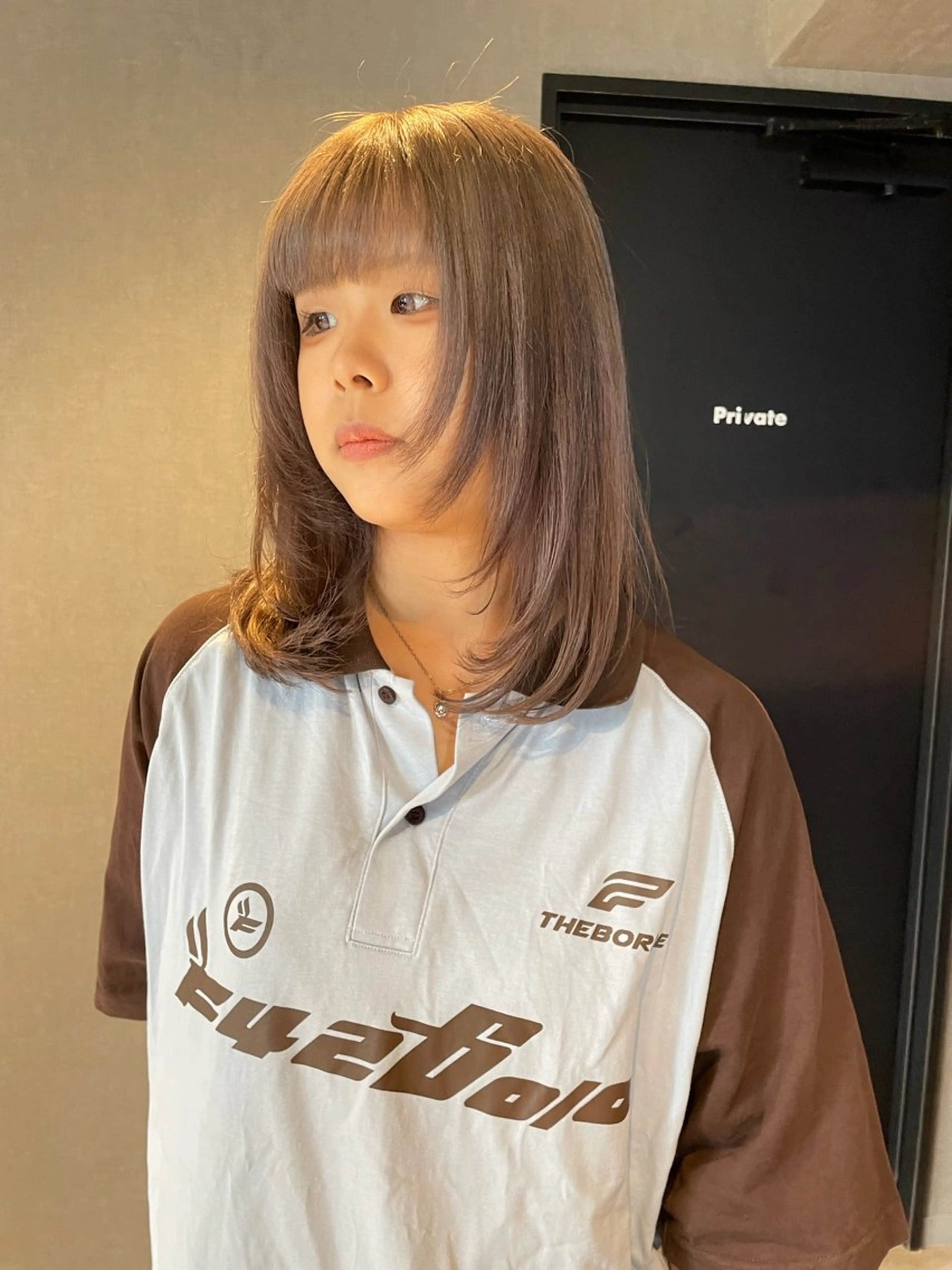 ミディアム カラー グレージュ レイヤーカット カット ヘアカラー トリートメント メンズパーマモデル 募集　サトチハルのヘアスタイル